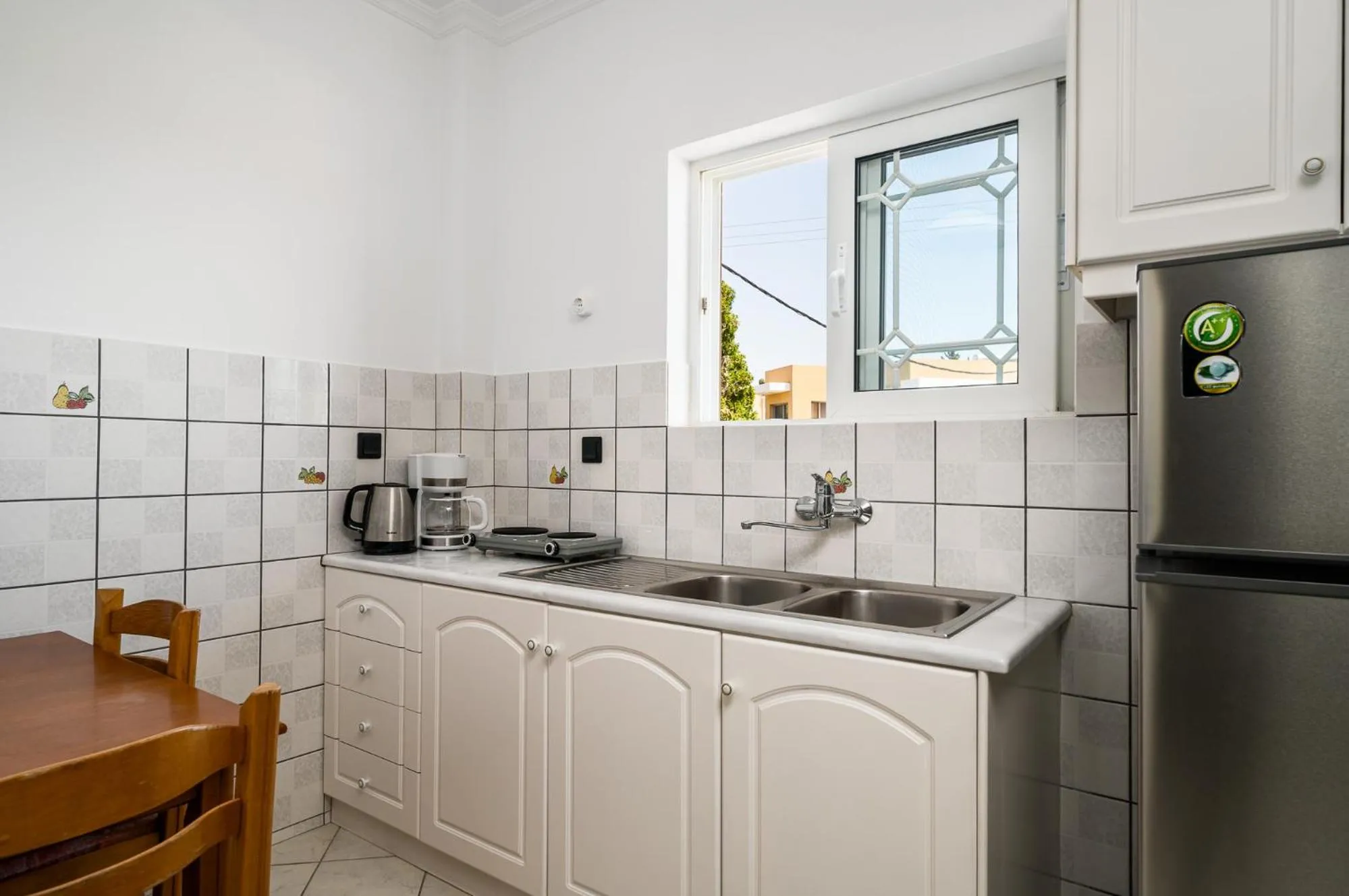 Kitchen or kitchenette in Marietta's Resort by Konnect, Gouvia Corfu