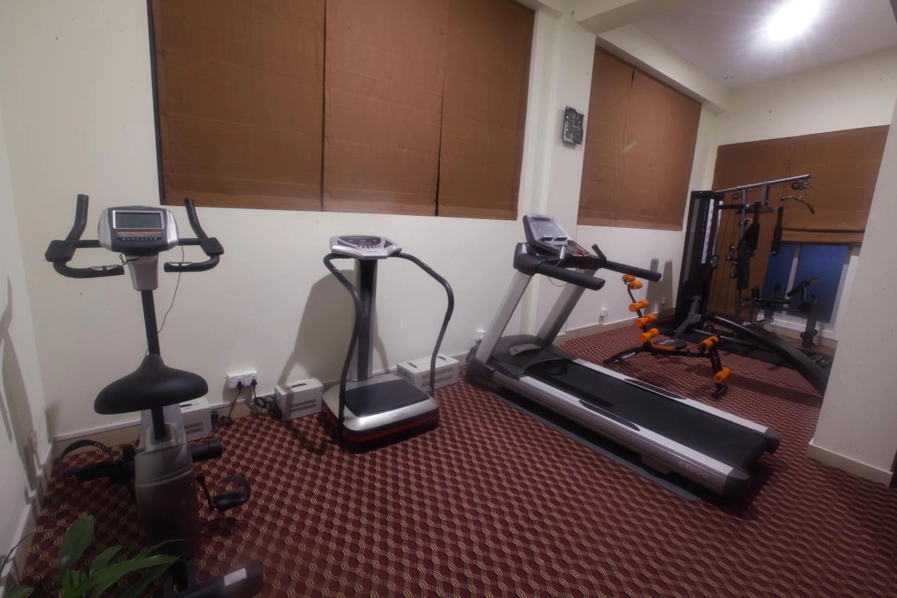 Fitness centre/facilities in Hotel Grand Park Barishal