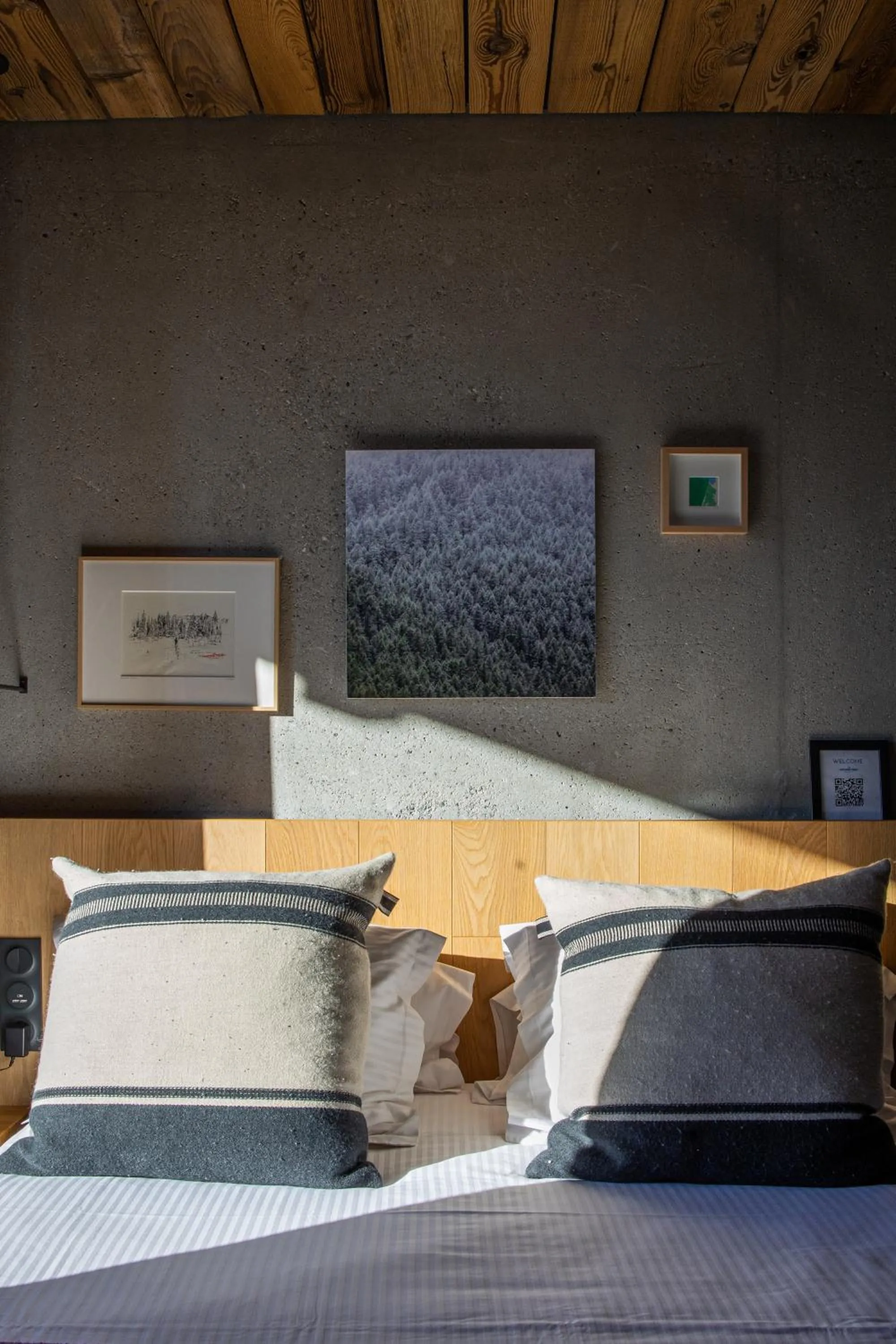 Bed in Hôtel Restaurant Le Monêtier