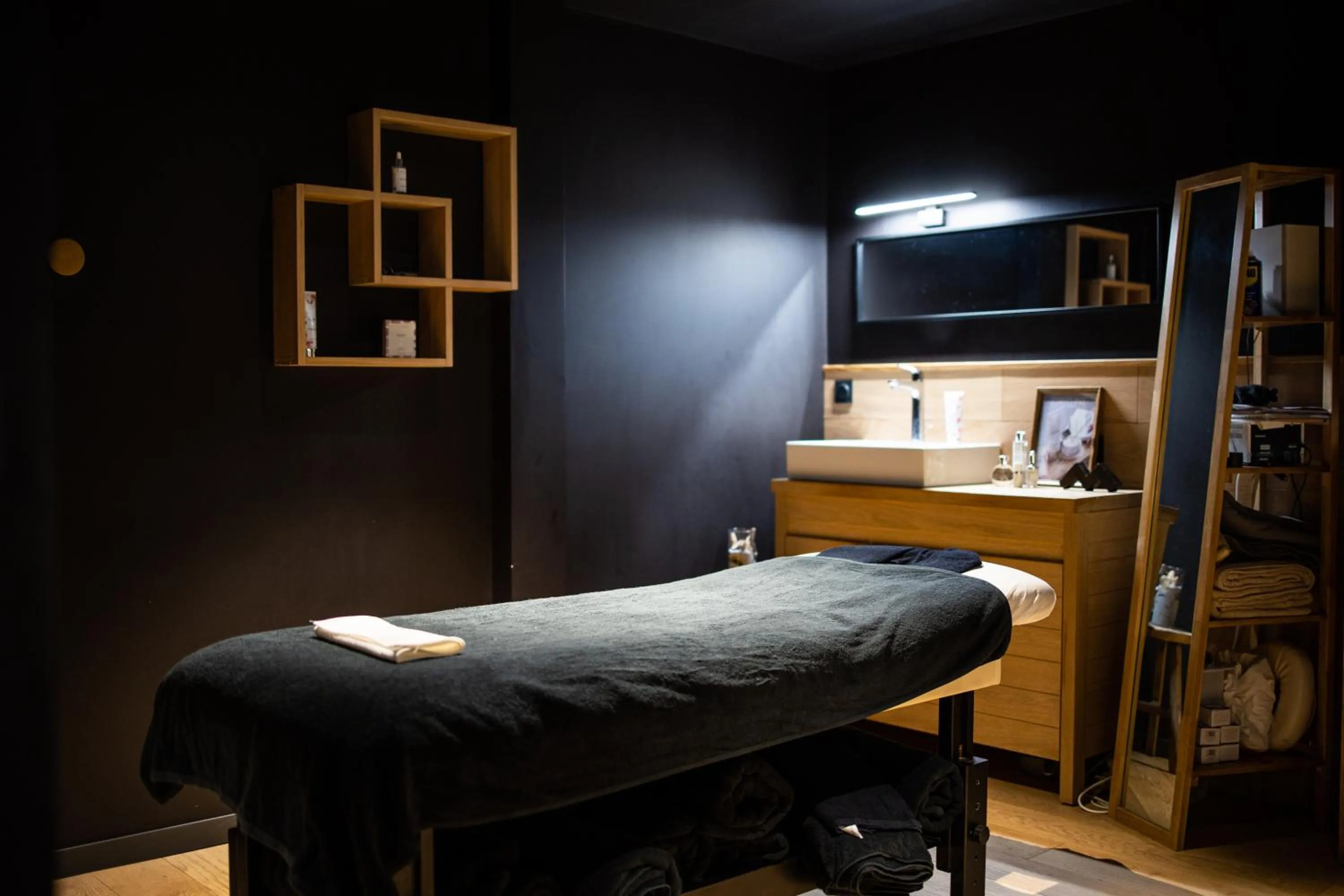 Spa and wellness centre/facilities, Bed in Hôtel Restaurant Le Monêtier