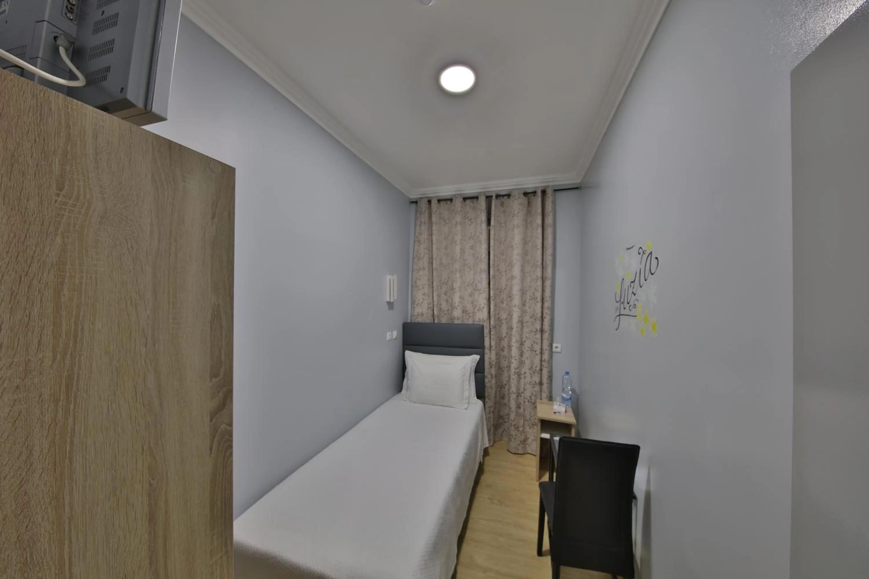 Photo of the whole room, Bed in O Elétrico Guesthouse