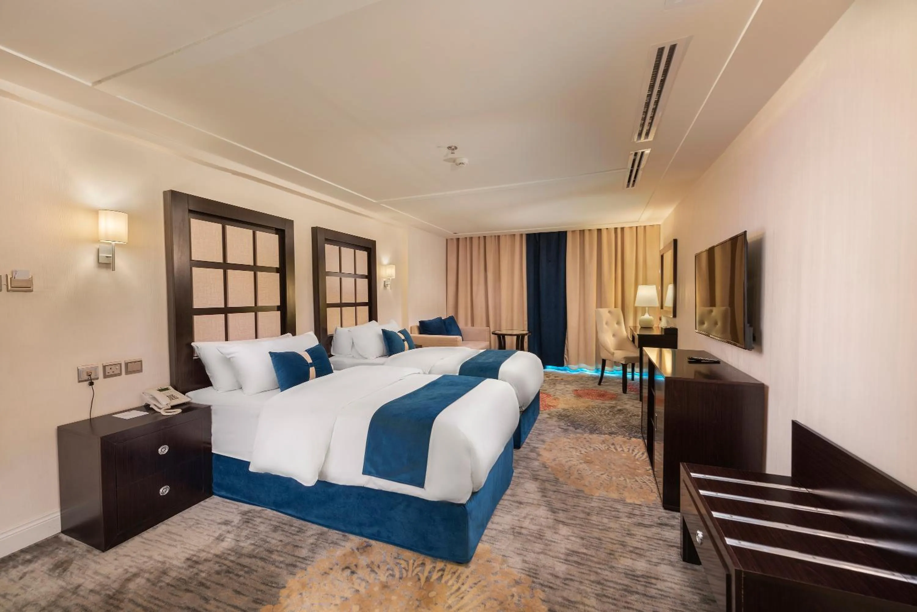 Bed in Blue inn Boutique