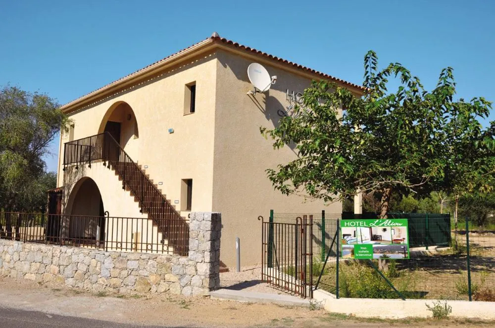 Property building in Hôtel l'Alivu