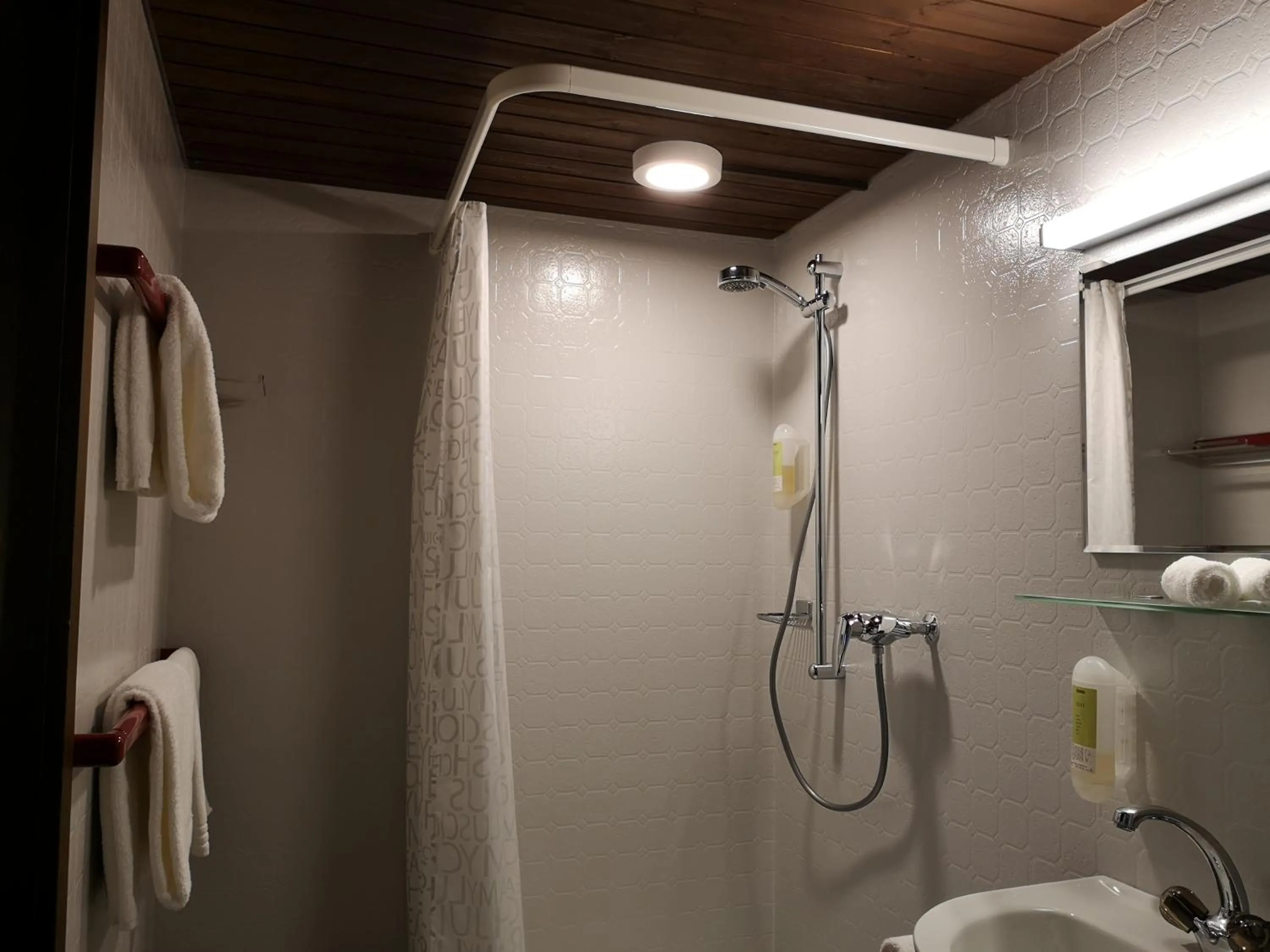 Bathroom in Gasthaus Friedegg