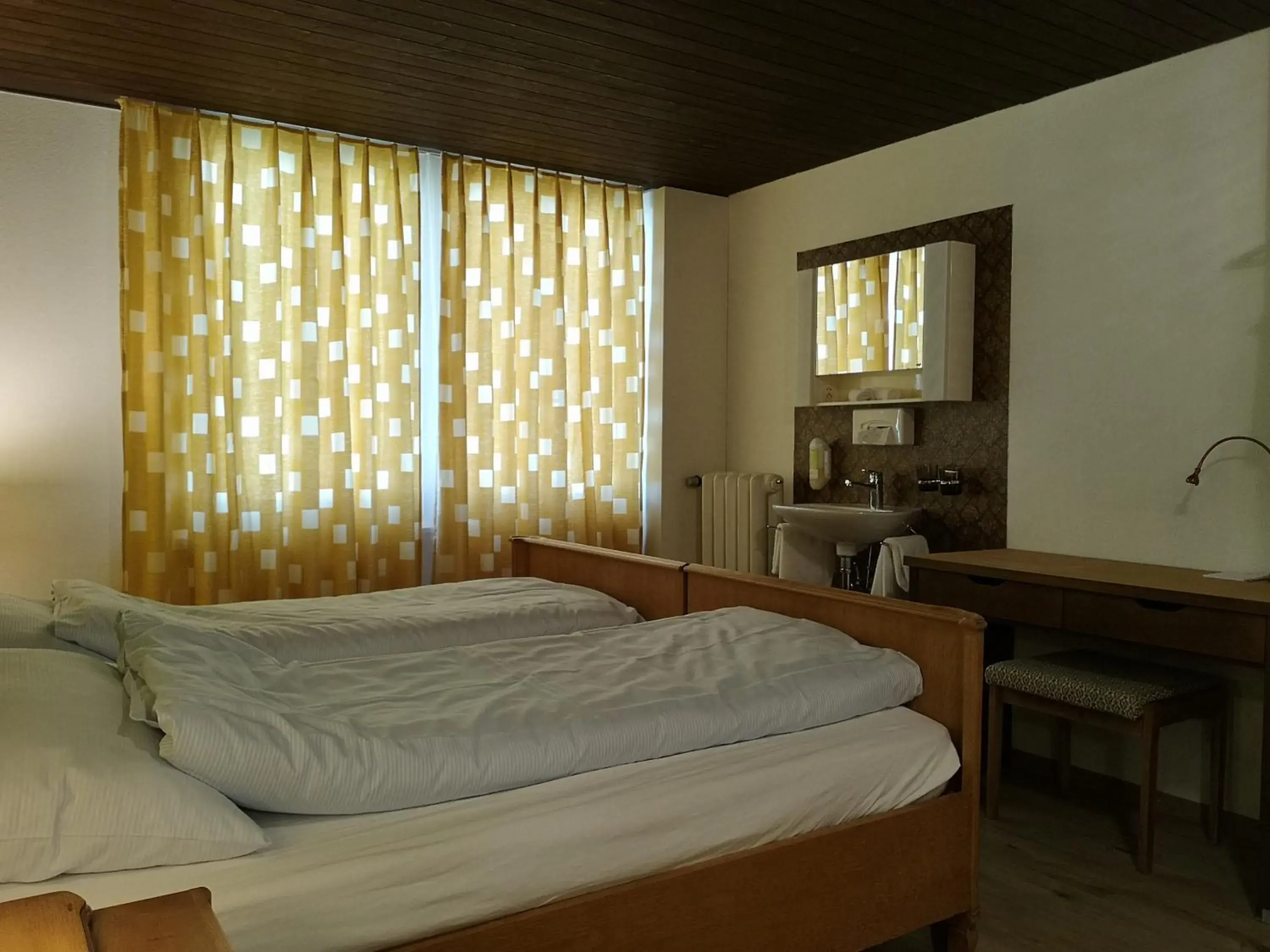 Budget Double Room - single occupancy in Gasthaus Friedegg Budget Double Room - single occupancy in Gasthaus Friedegg