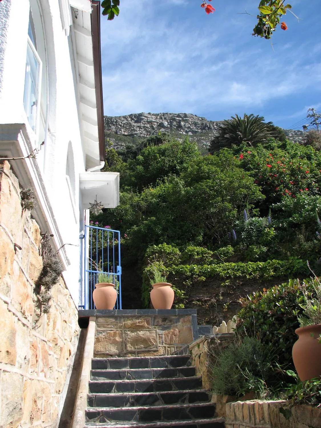 Facade/entrance in Blue On Blue Bed and Breakfast