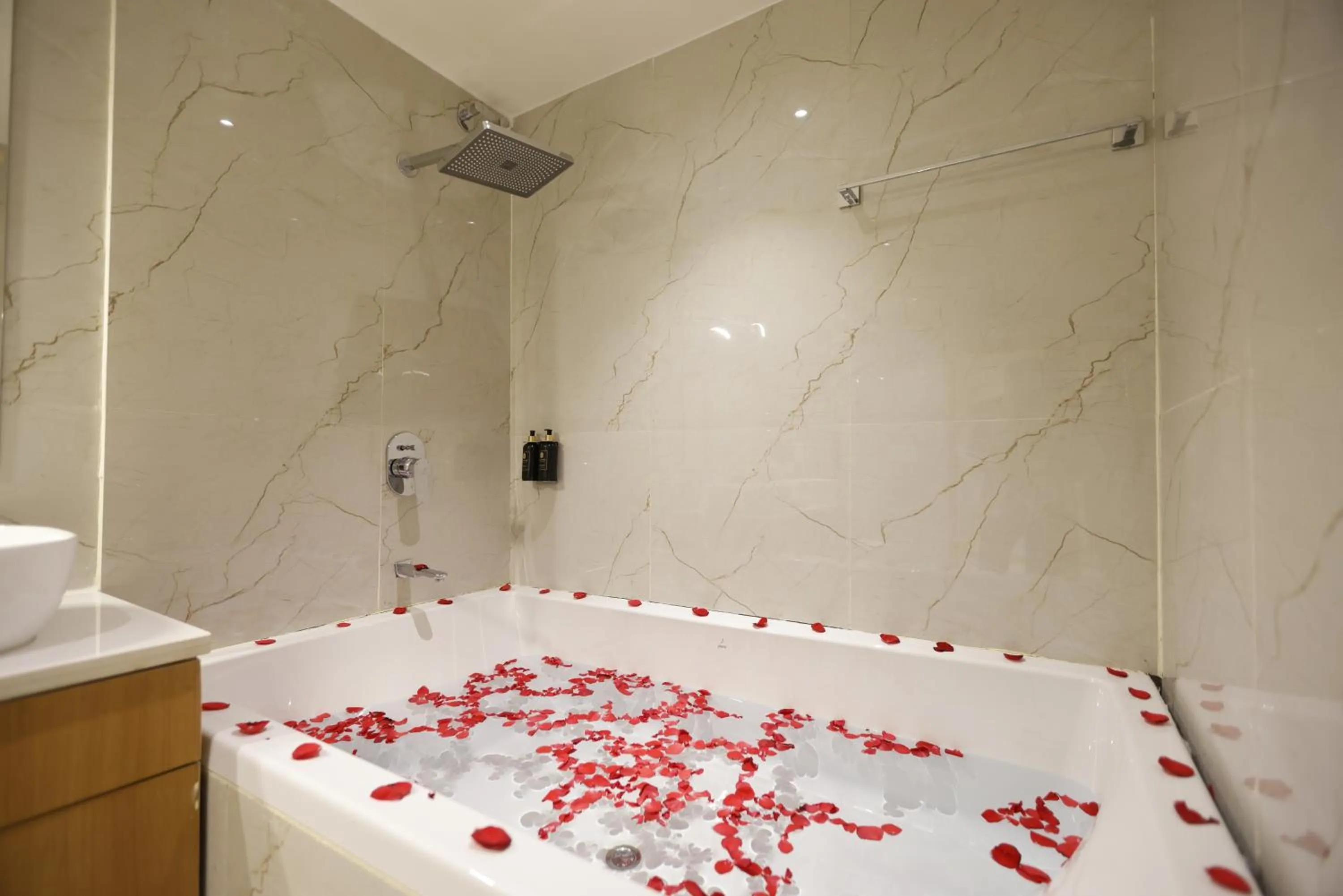 Bath in Pride Premier Solitaire