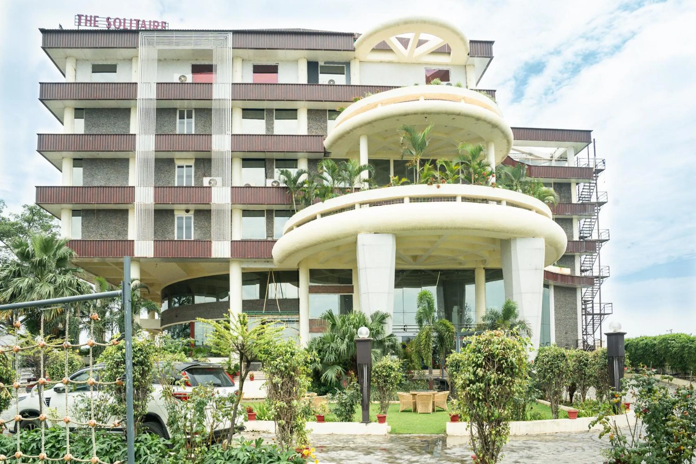 Property building in Pride Premier Solitaire