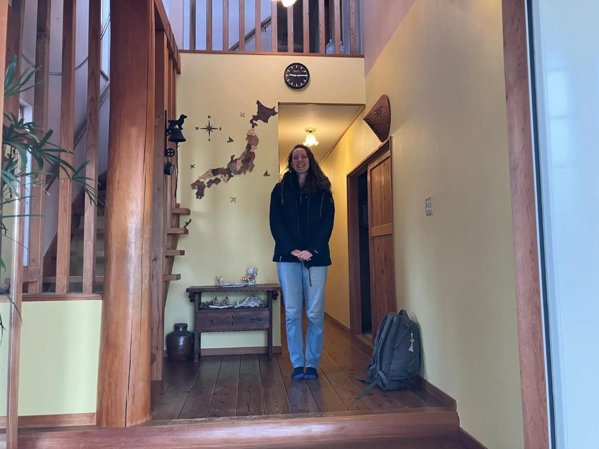 People in AbbeyRoad Inn Seika