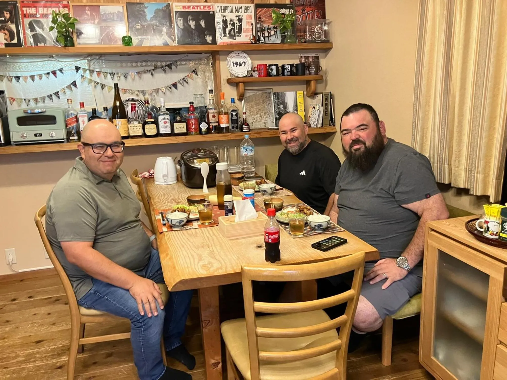 Breakfast in AbbeyRoad Inn Seika