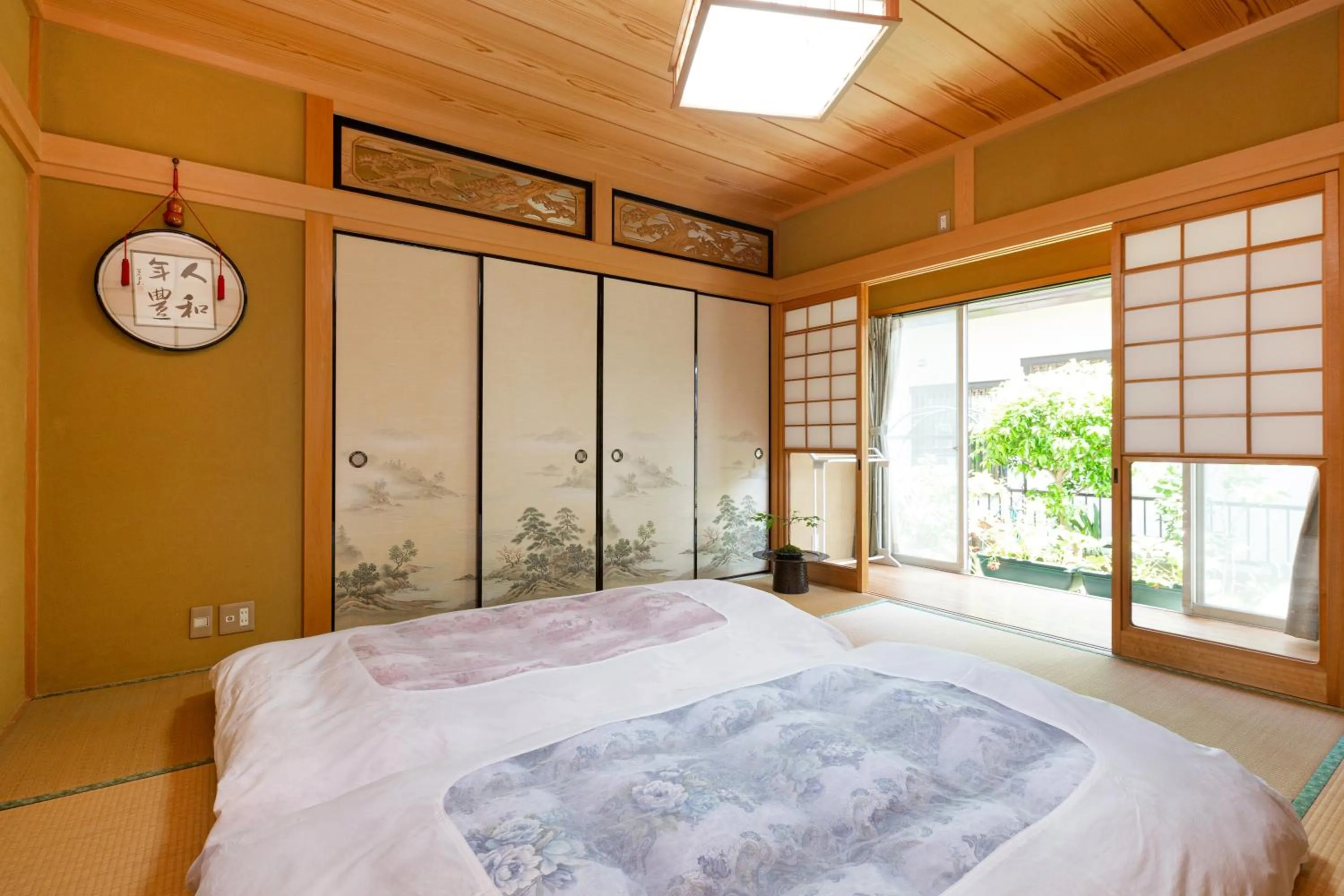 Bed in AbbeyRoad Inn Seika