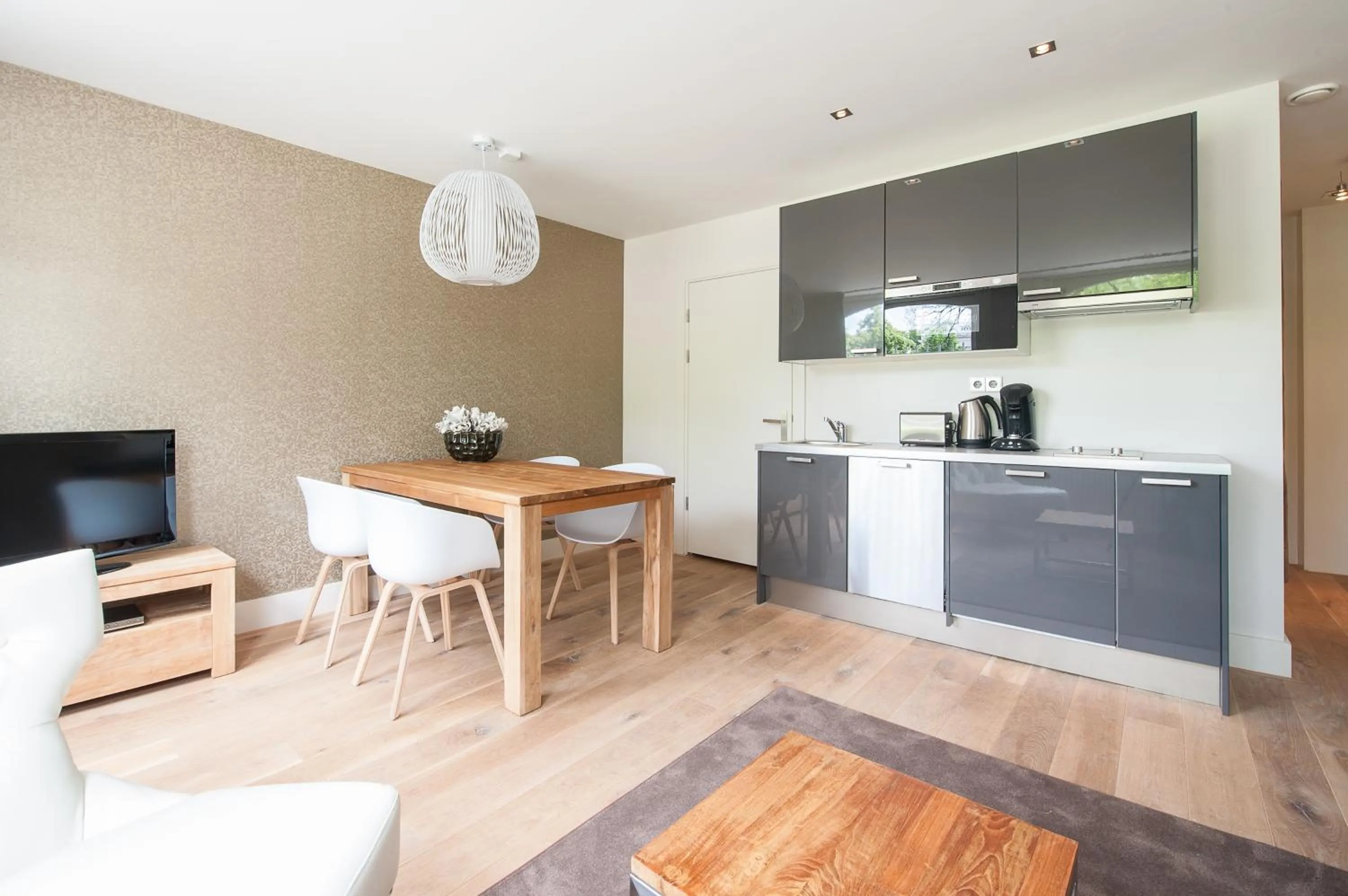 Kitchen or kitchenette in Museumpark Apartments