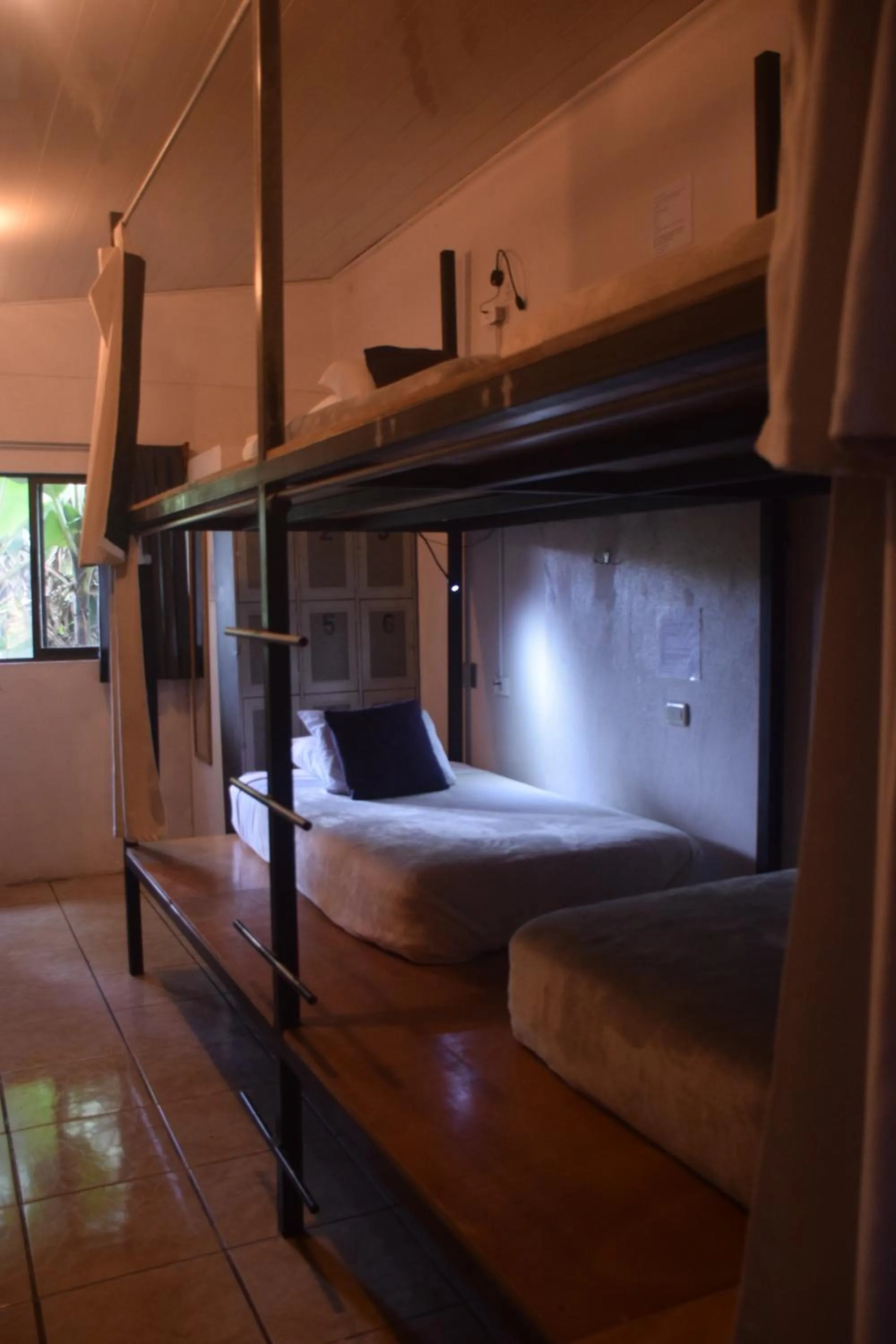 bunk bed, Bed in OutBox Inn