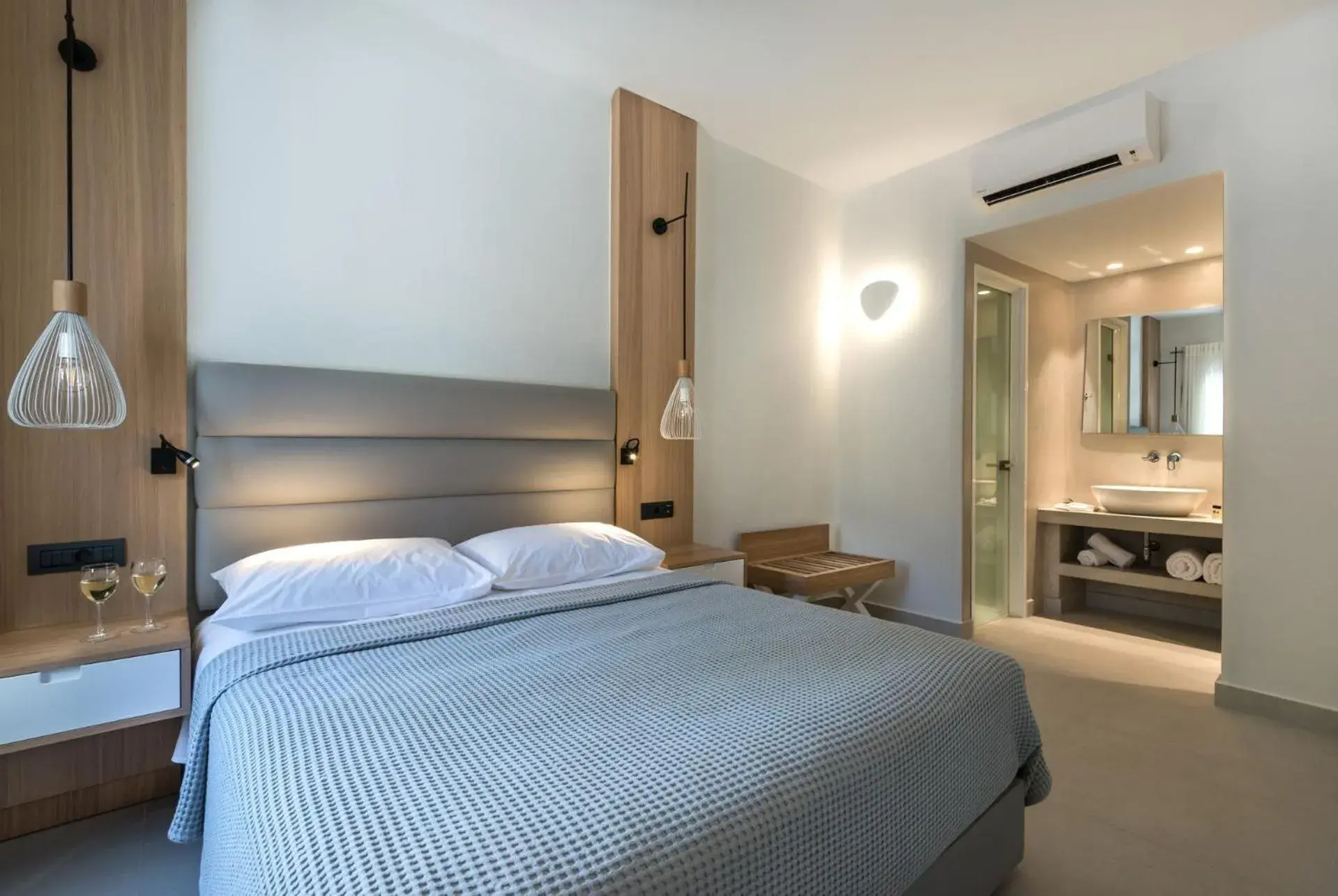 Junior Suite with Private Pool in Strogili Hotel - Adults Only Junior Suite with Private Pool in Strogili Hotel - Adults Only