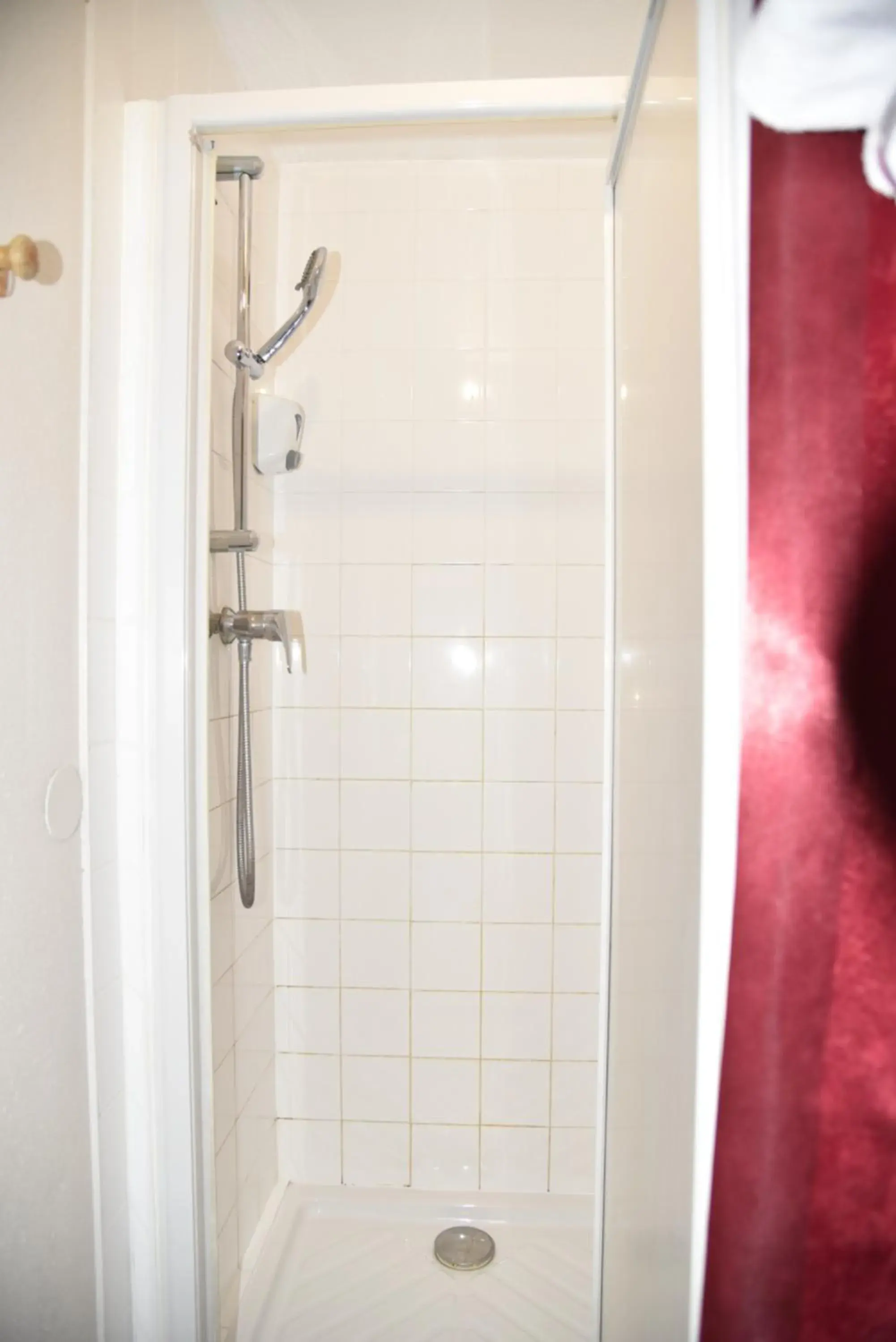 Double Room with Private Bathroom in Hotel du Triangle Double Room with Private Bathroom in Hotel du Triangle