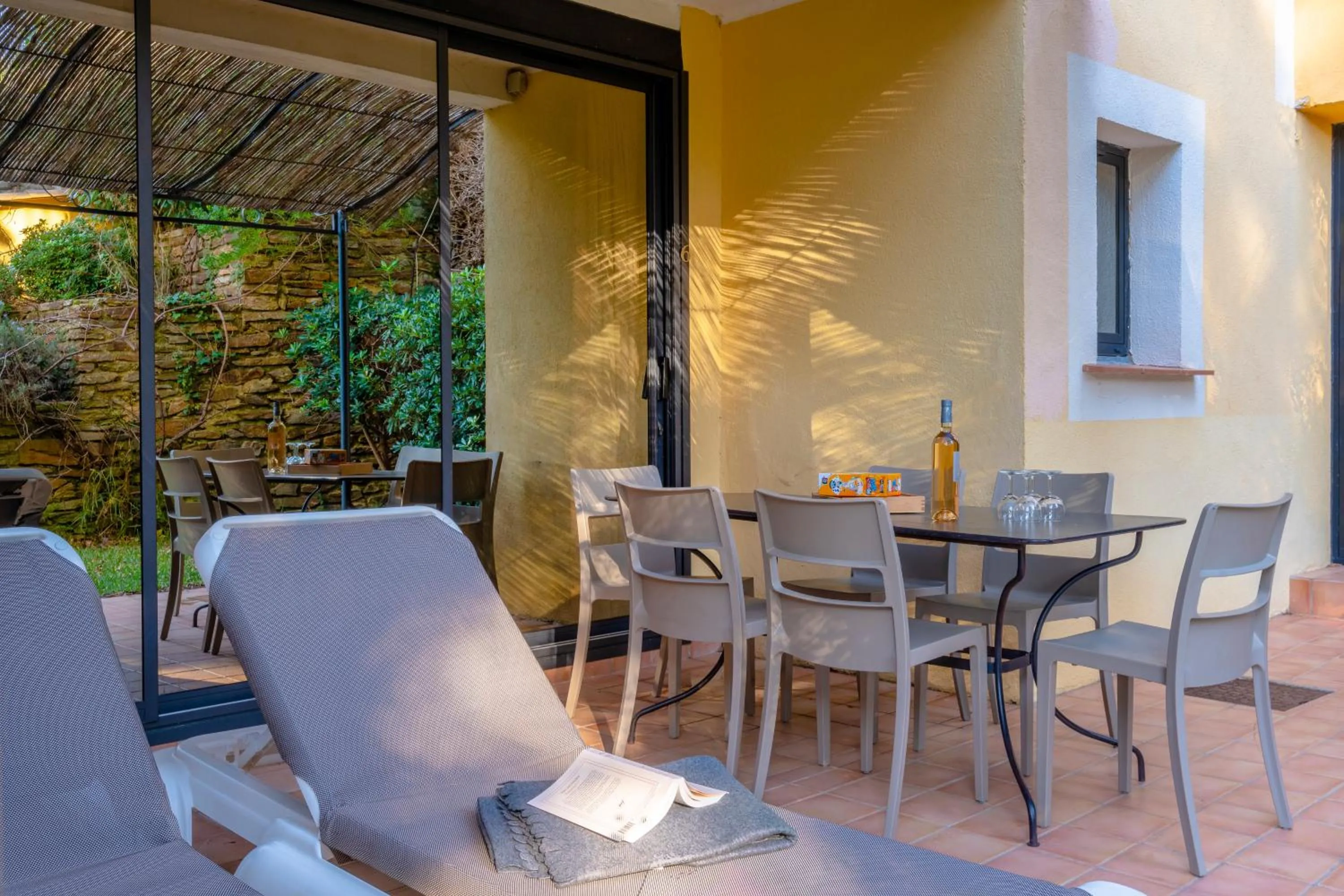 Patio in La Résidence du Bailli