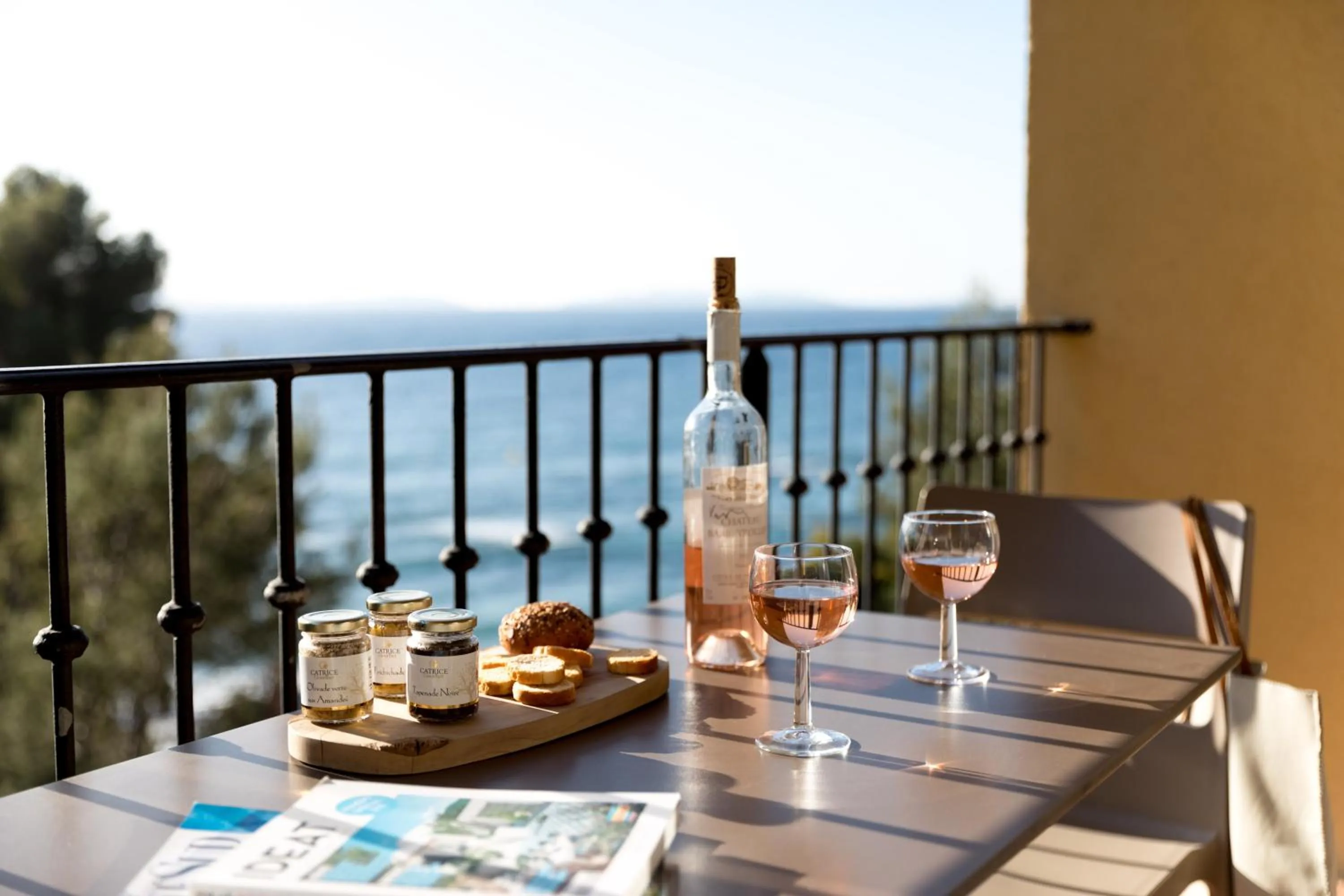 Natural landscape in La Résidence du Bailli