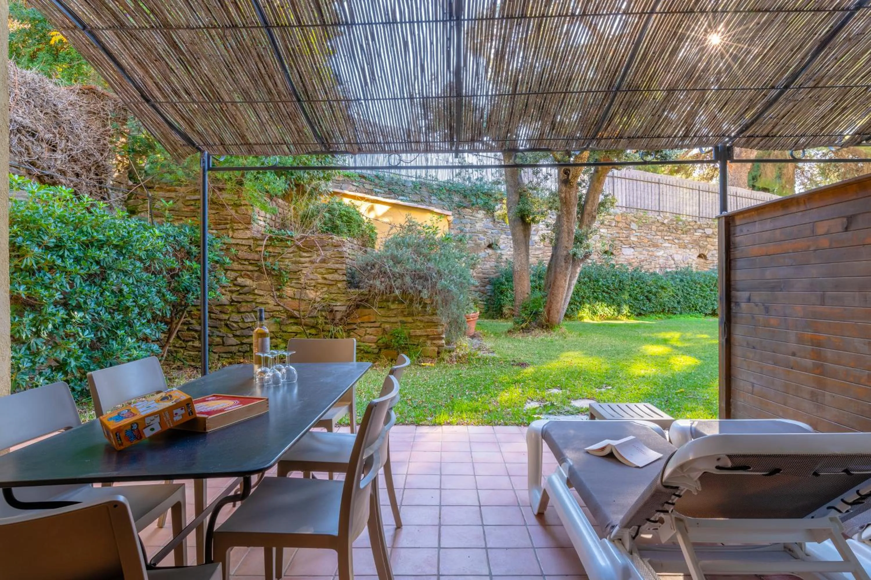 Patio in La Résidence du Bailli