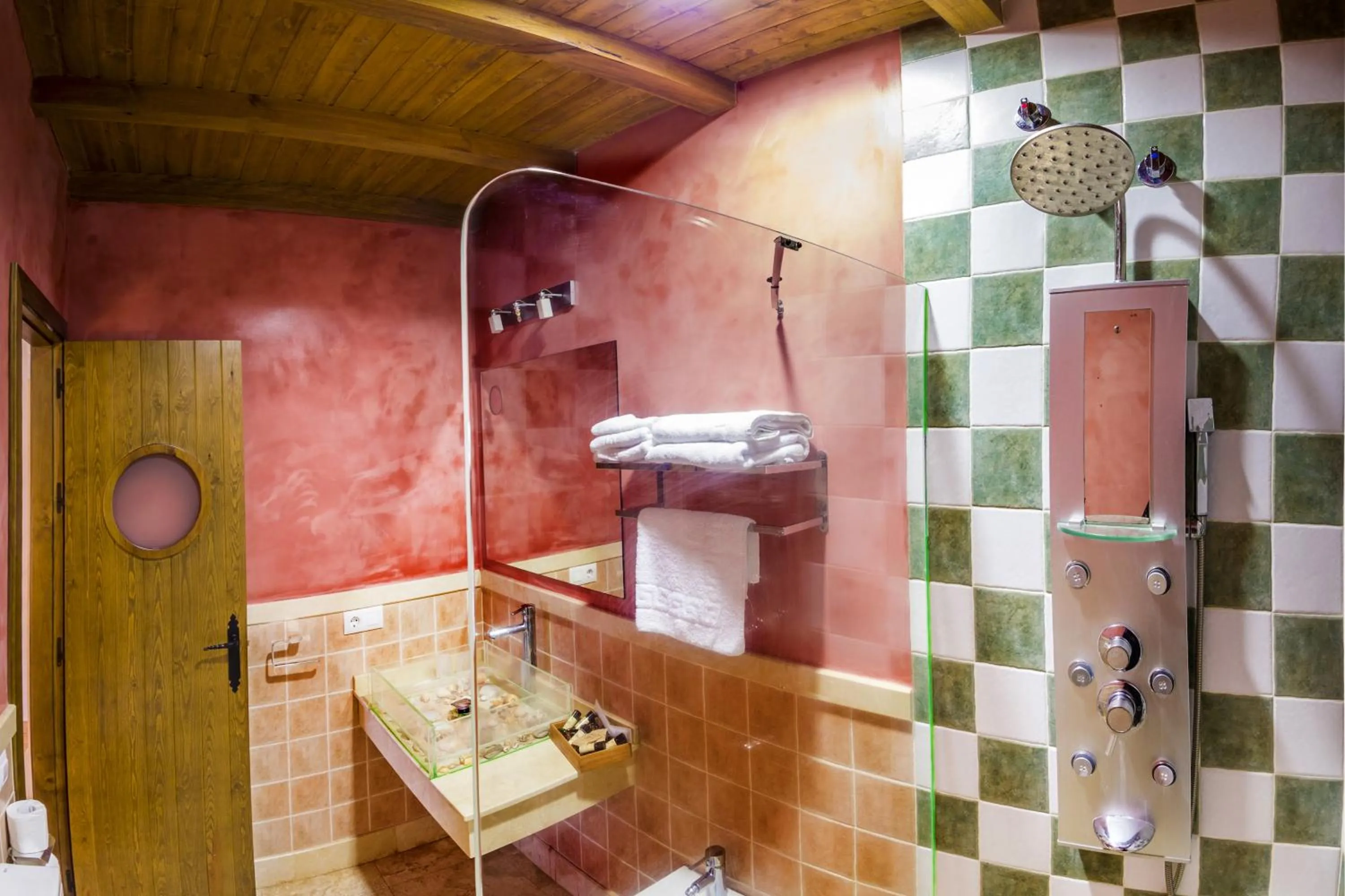 Bathroom in AROHAZ Hotel & Restaurante