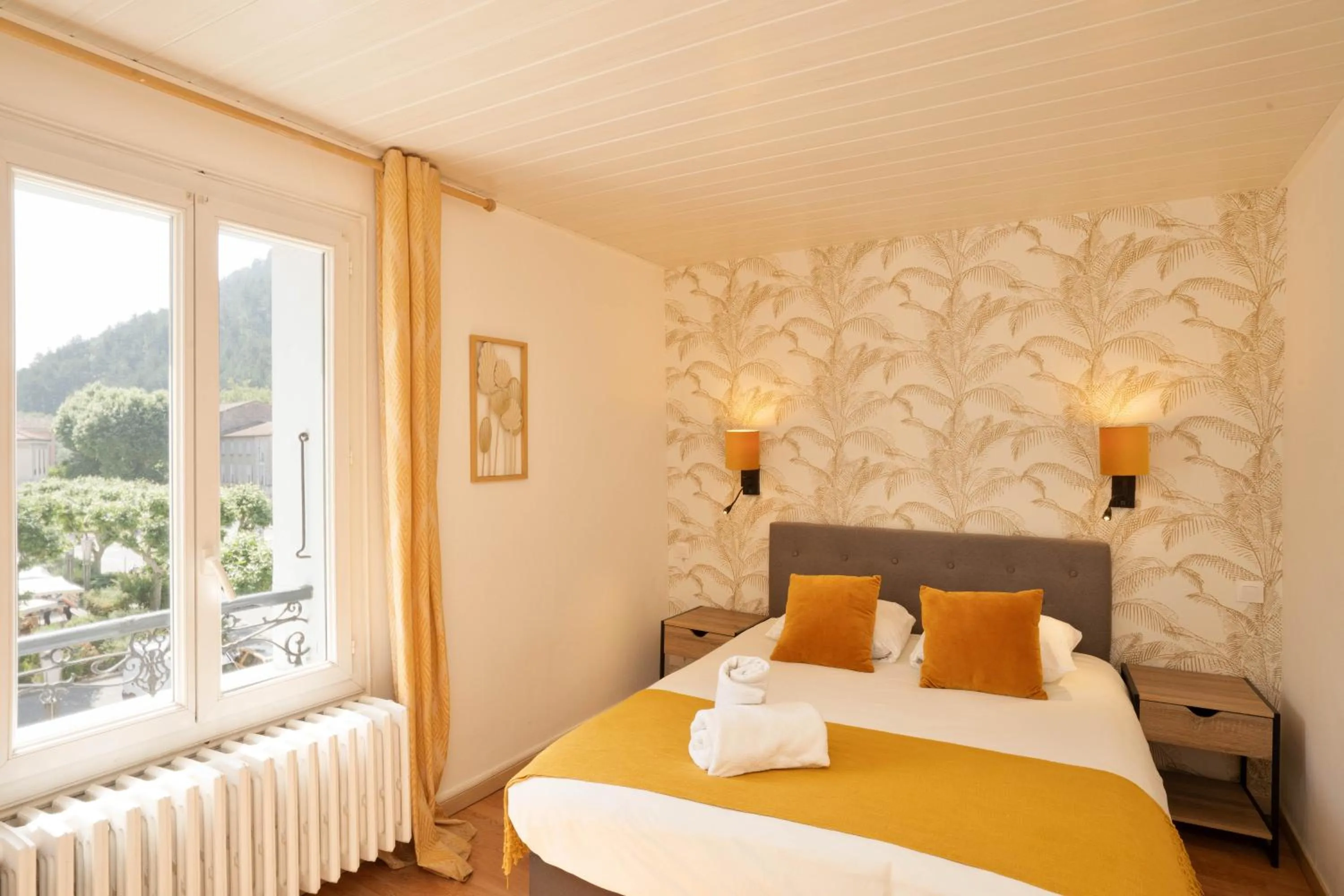 Bed in Hotel du Levant