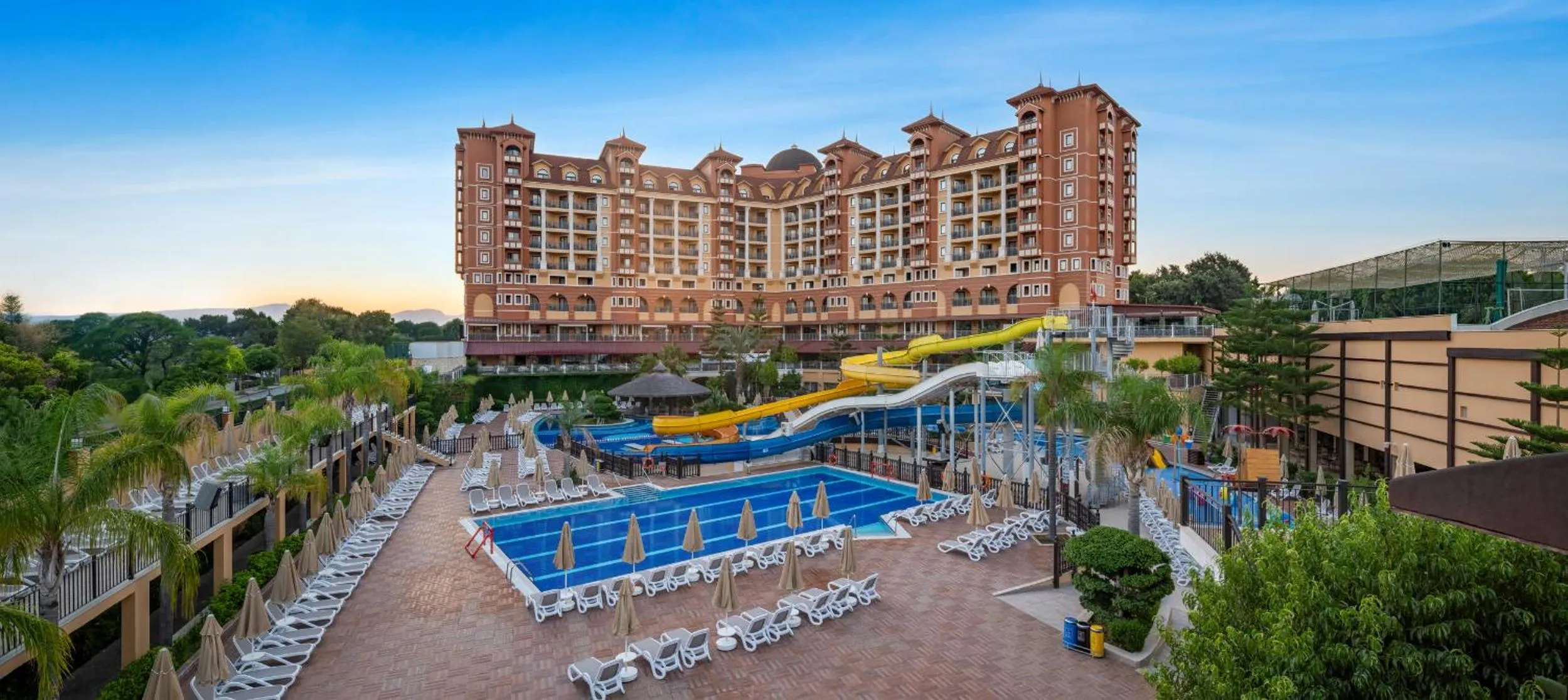 Property building in Villa Side Residence