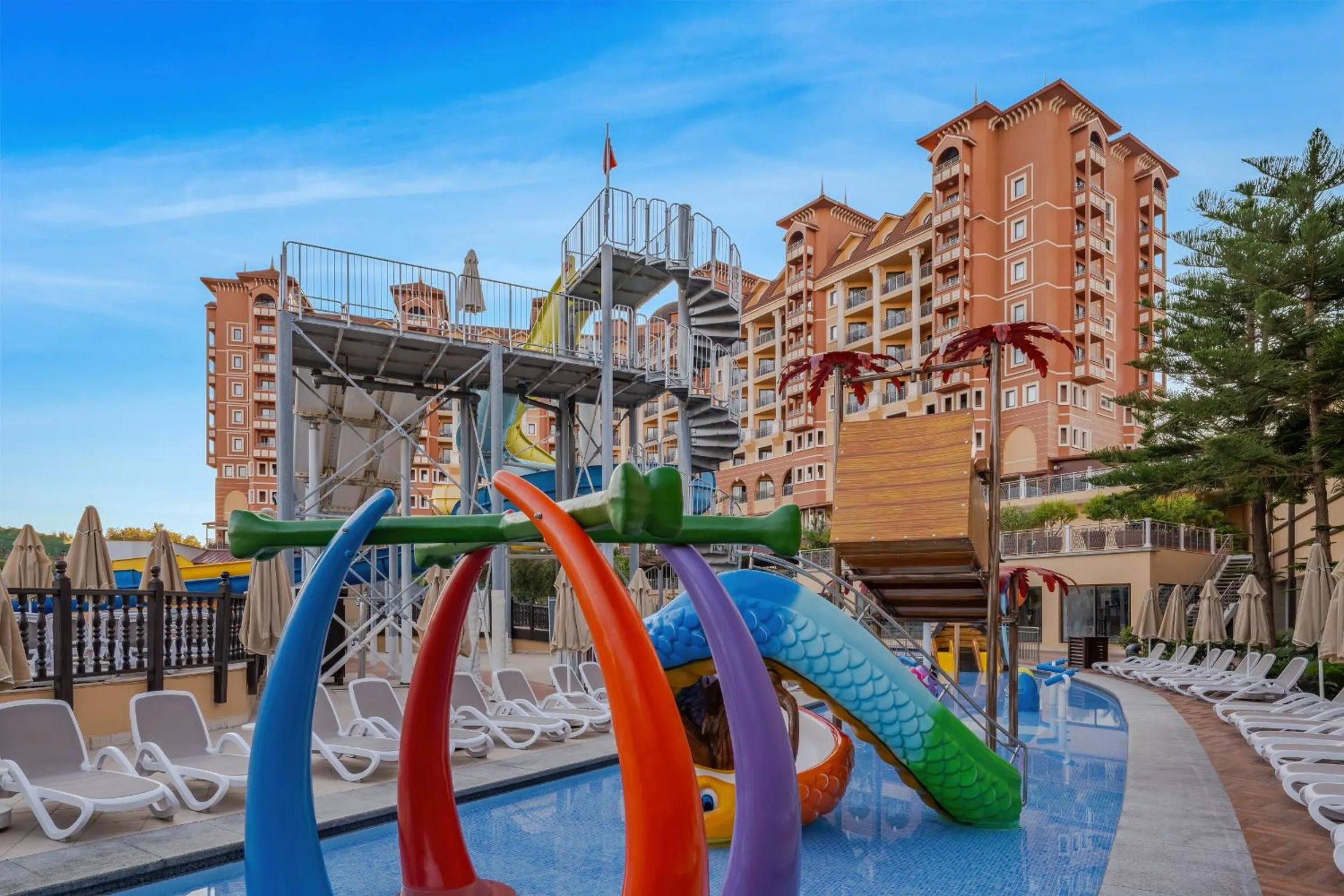 Swimming pool in Villa Side Residence
