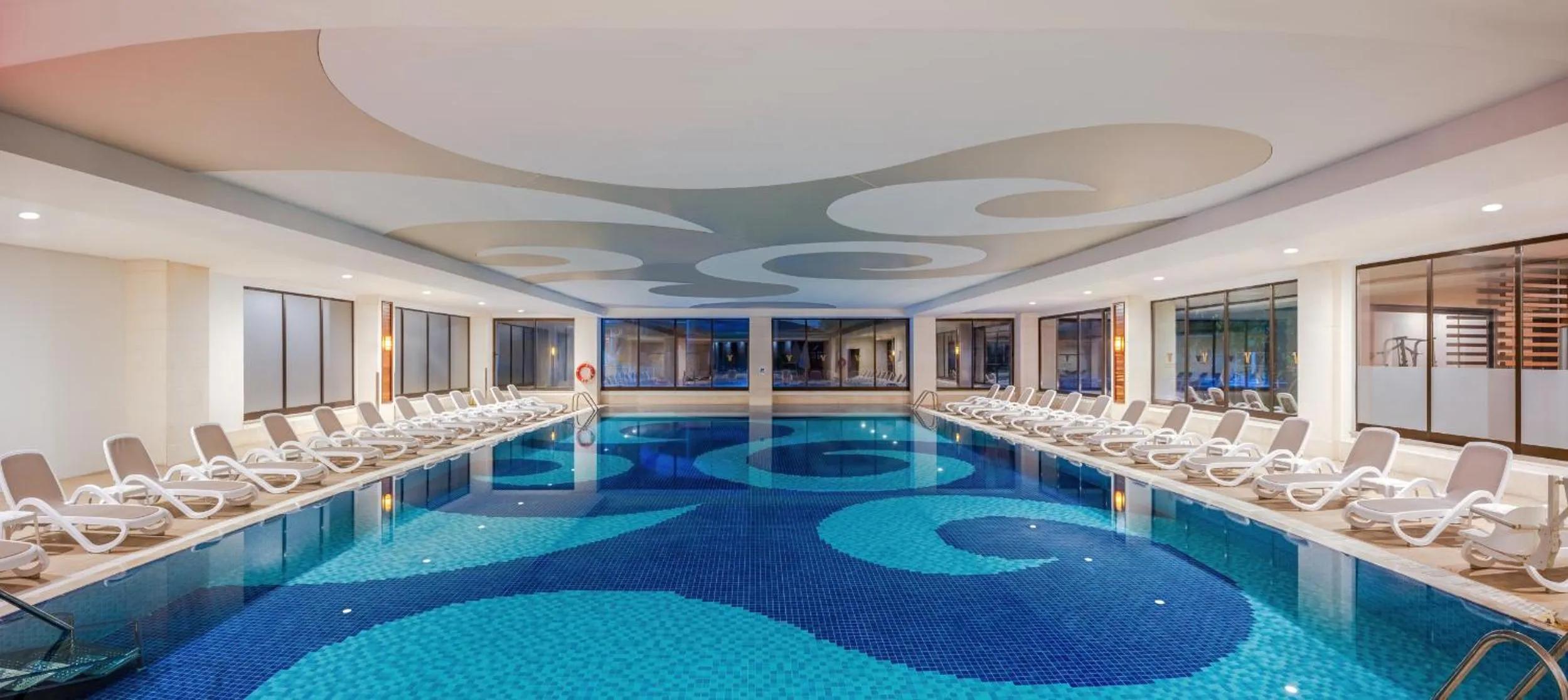 Swimming pool in Villa Side Residence