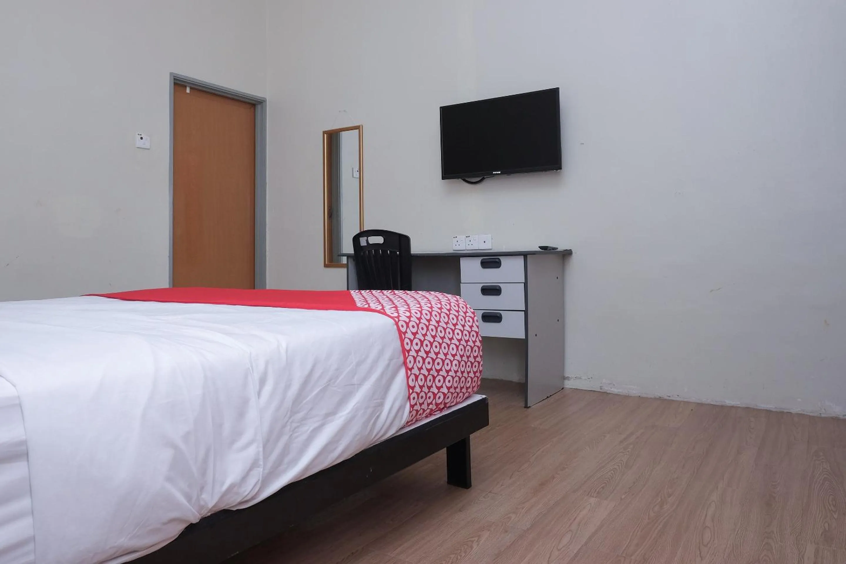 Bedroom, Bed in Hotel O Kay Inn Kerteh