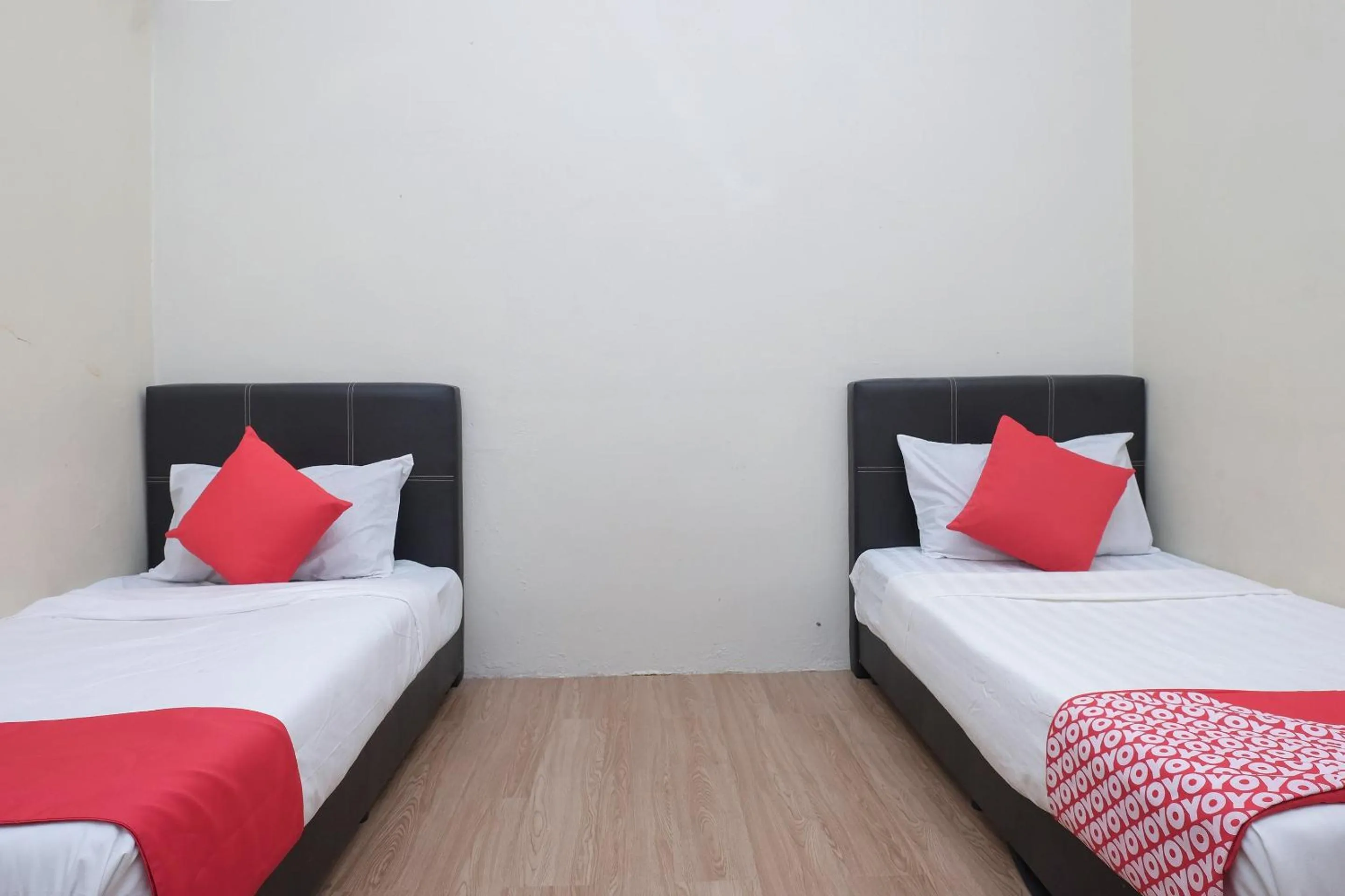 Bedroom, Bed in Hotel O Kay Inn Kerteh