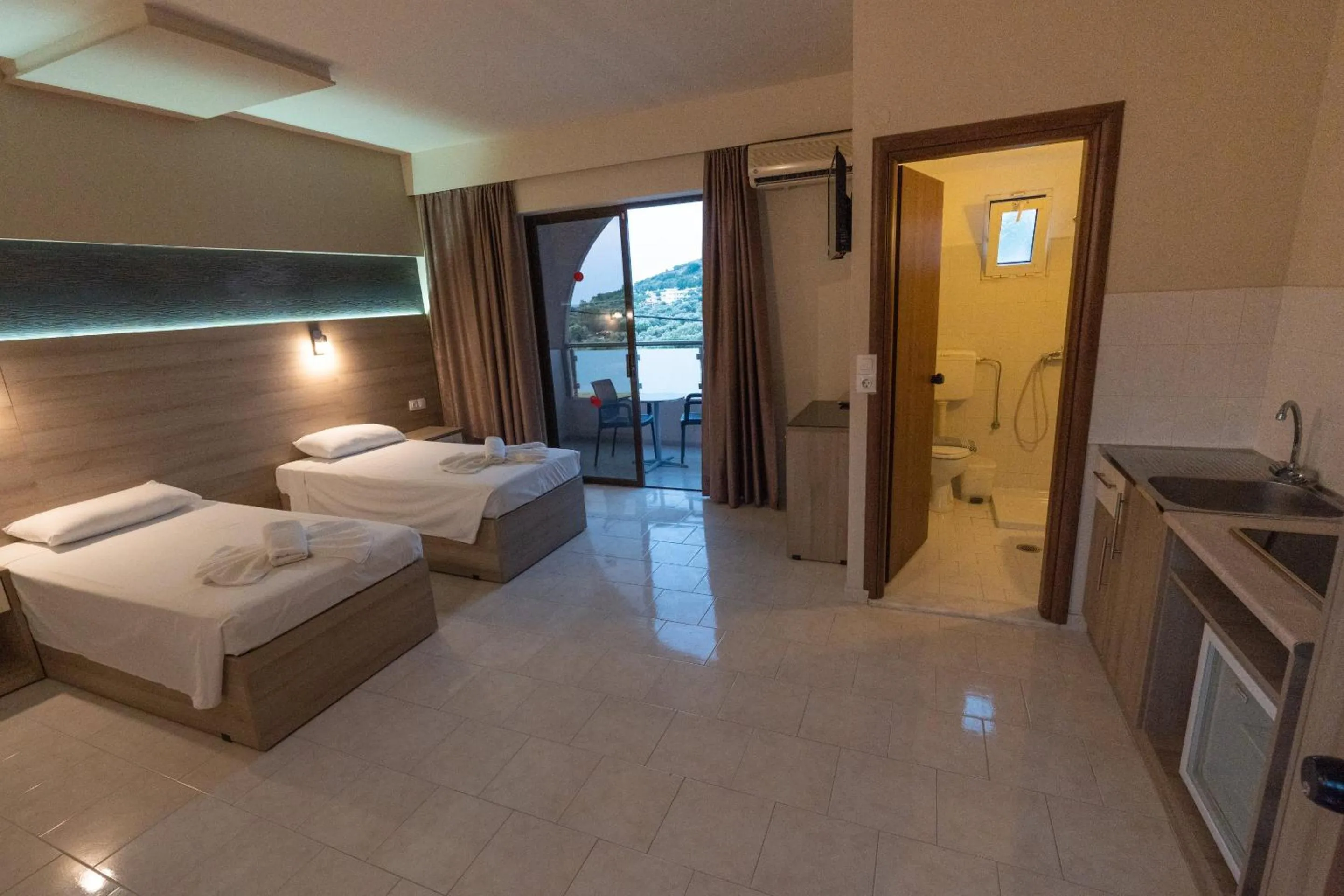 Photo of the whole room, Bed in Rose Hotel Faliraki