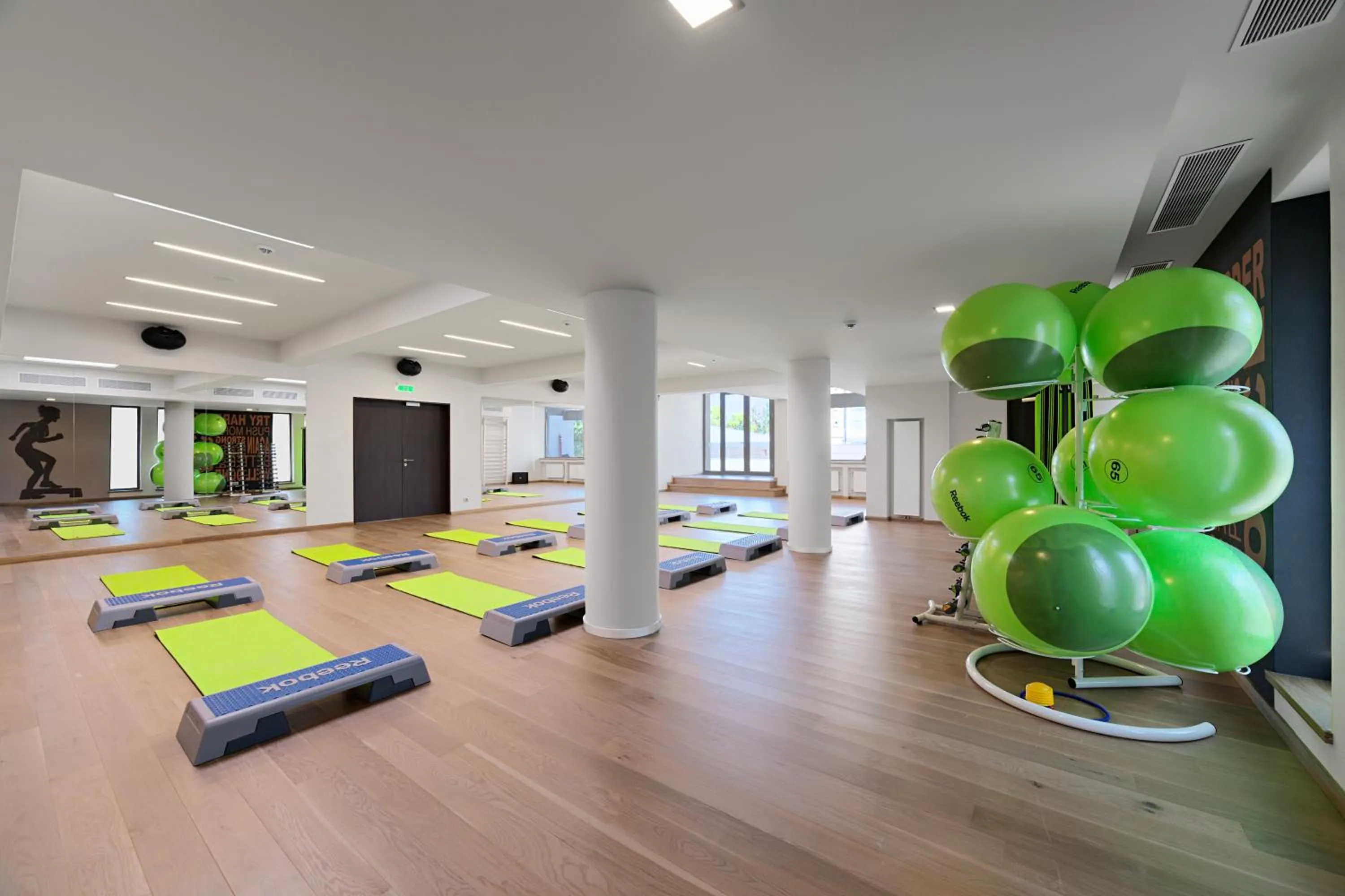 Fitness centre/facilities in Ramada Plaza by Wyndham Bucharest Convention Center
