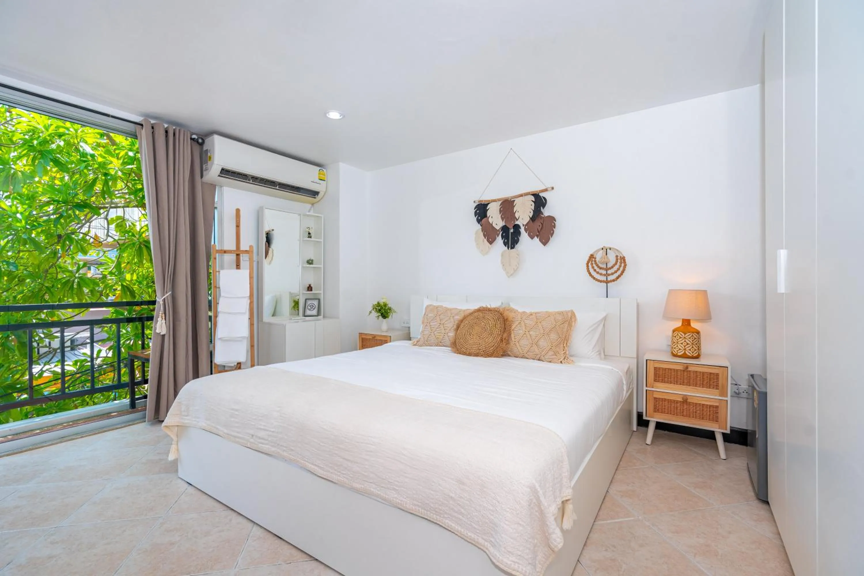 Bedroom, Bed in Kata Station Boutique Hotel