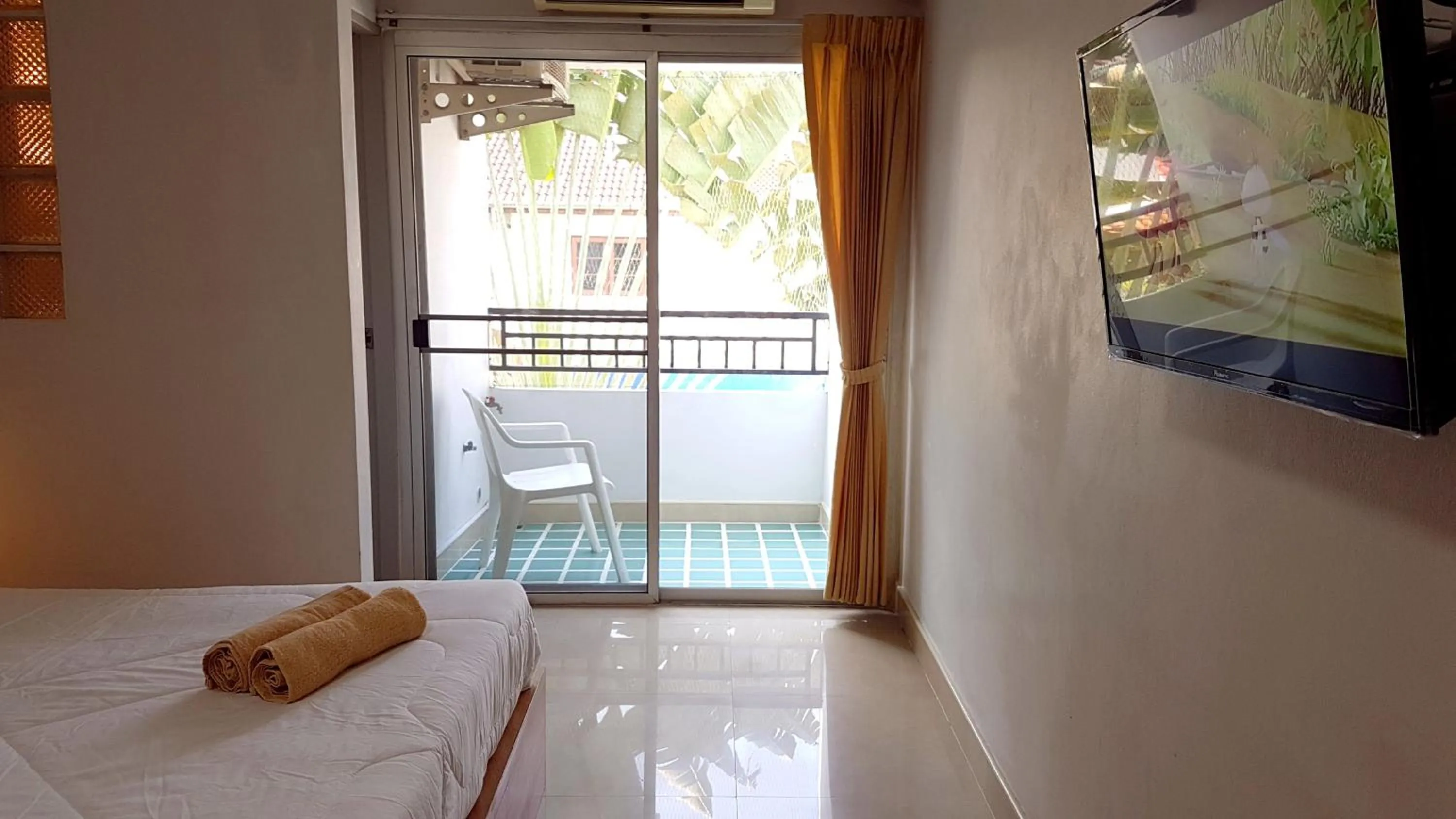 Photo of the whole room in THE 20 @Sukhumvit 77