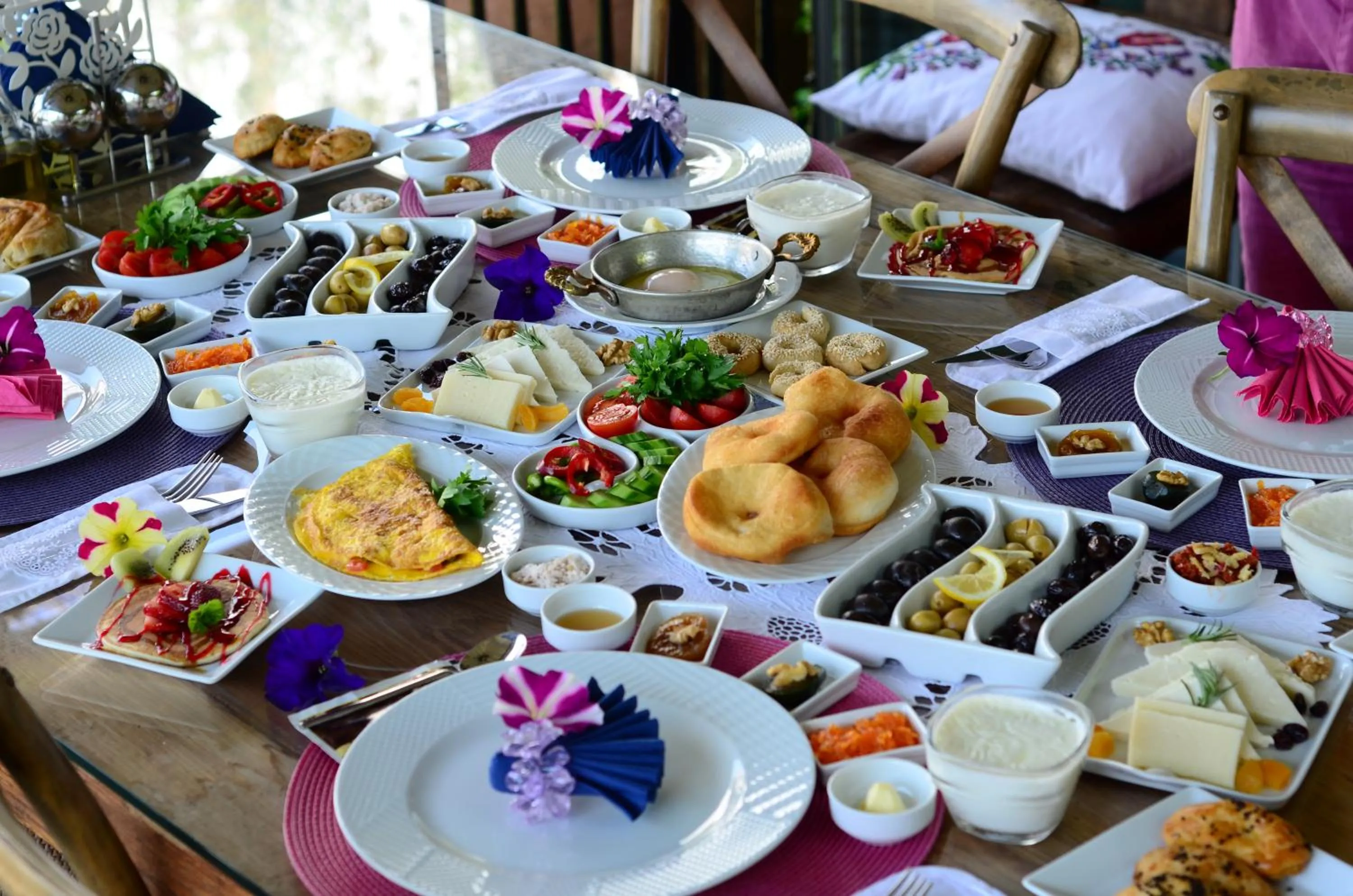 Food and drinks in Nisi Hotel