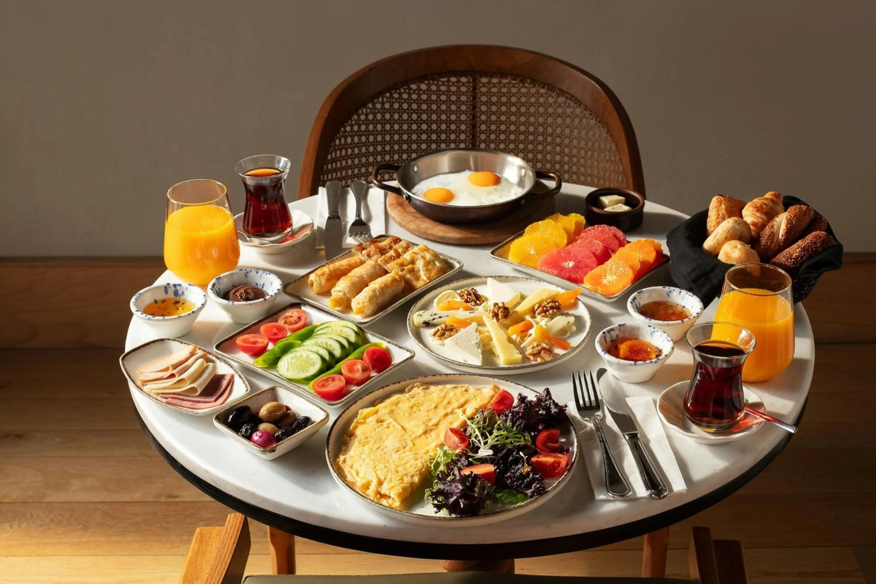 Breakfast in Adahan DeCamondo Pera, Autograph Collection