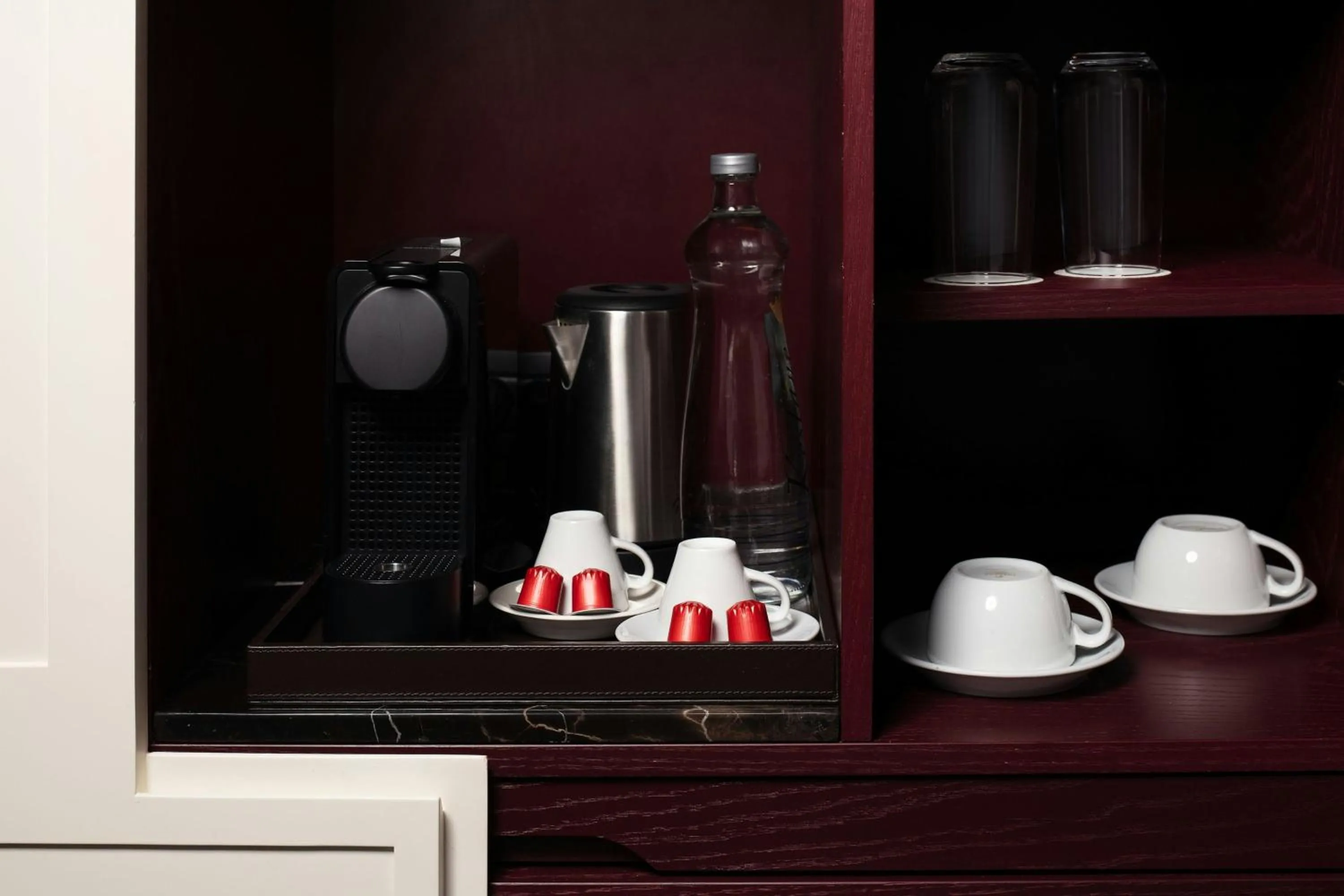 Photo of the whole room in Adahan DeCamondo Pera, Autograph Collection