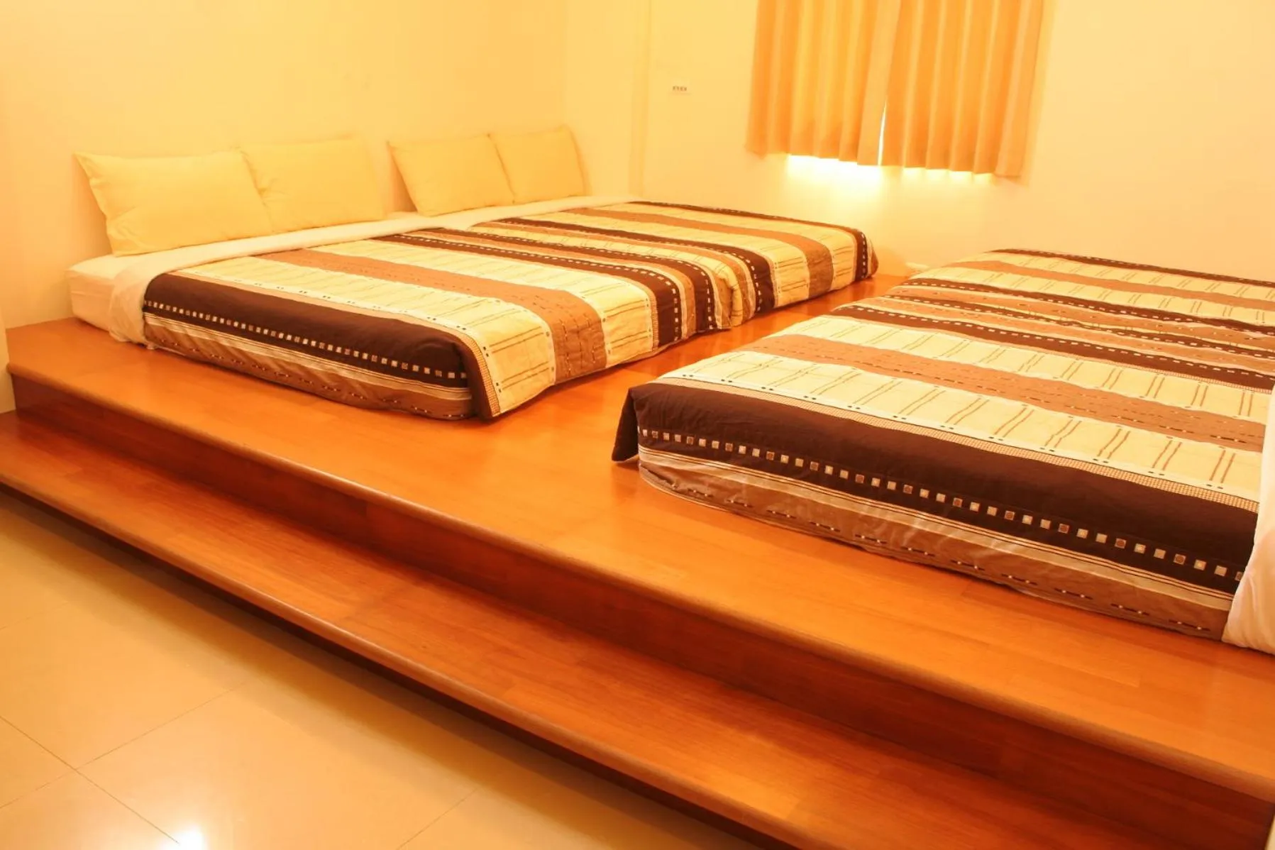 Long Beach Private Lodging