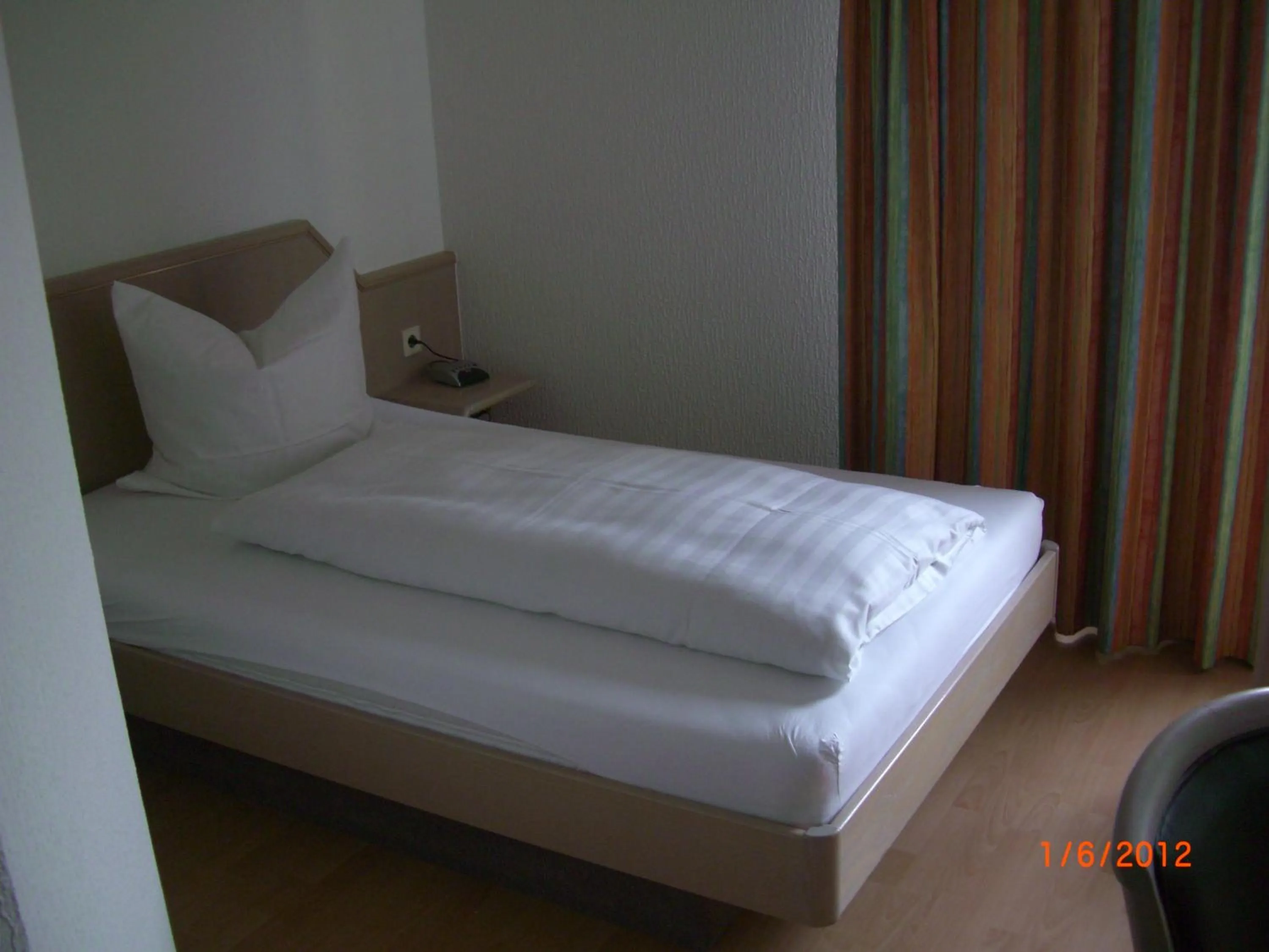 Bed in Hotel Altbacher Hof