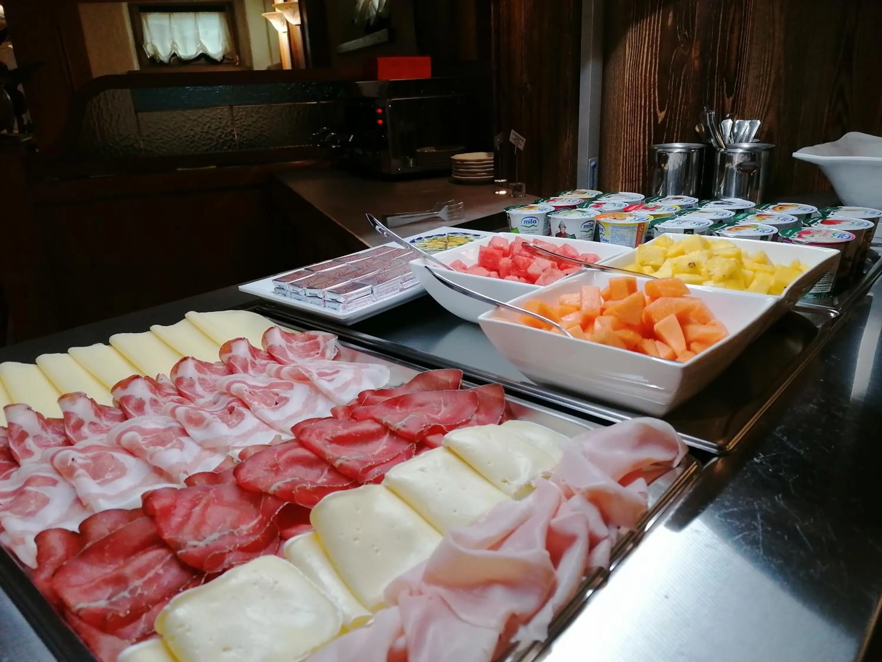 Breakfast in Hotel Piccolo Mondo