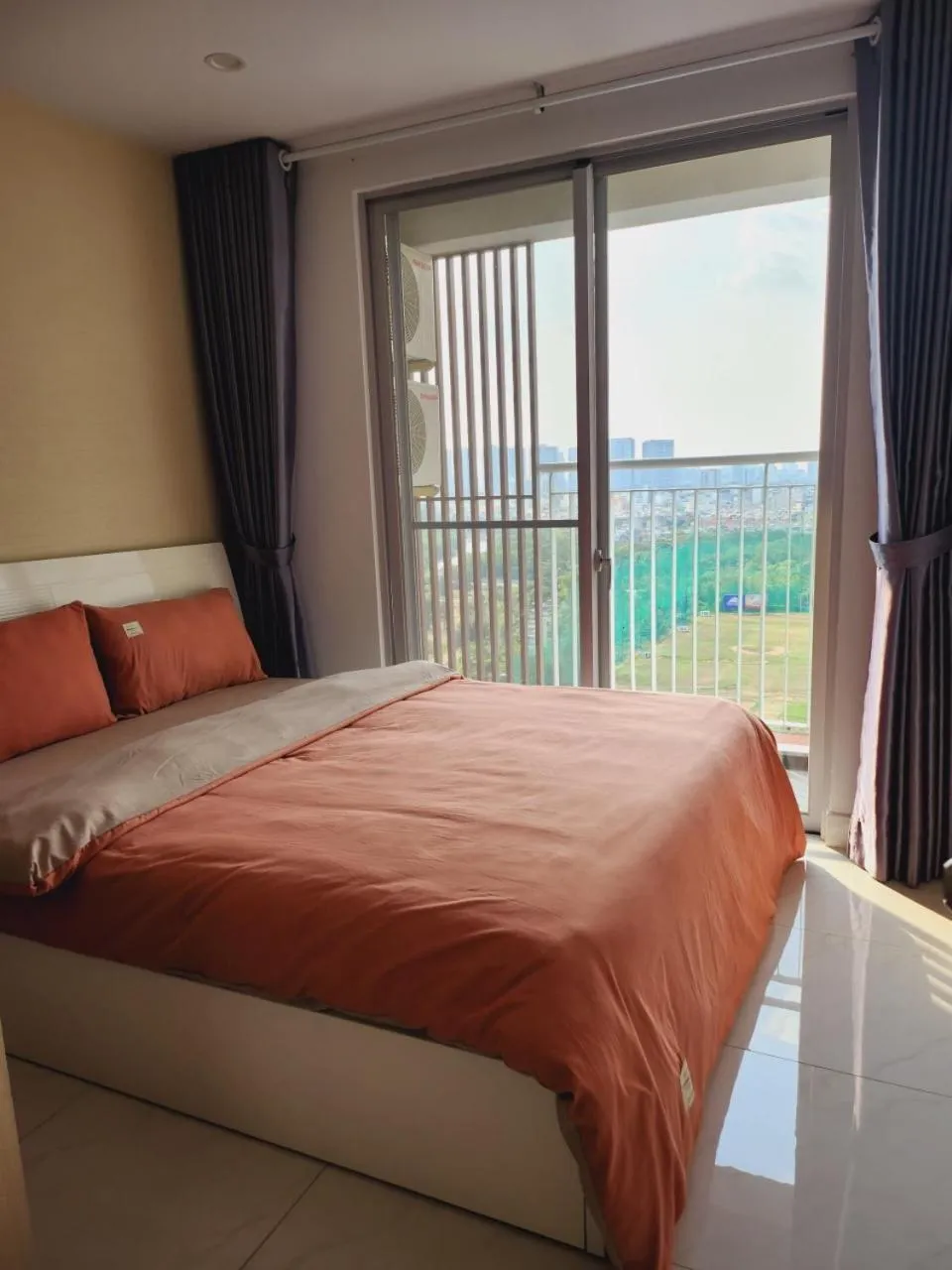 Bed in Scenic Valley Marvel