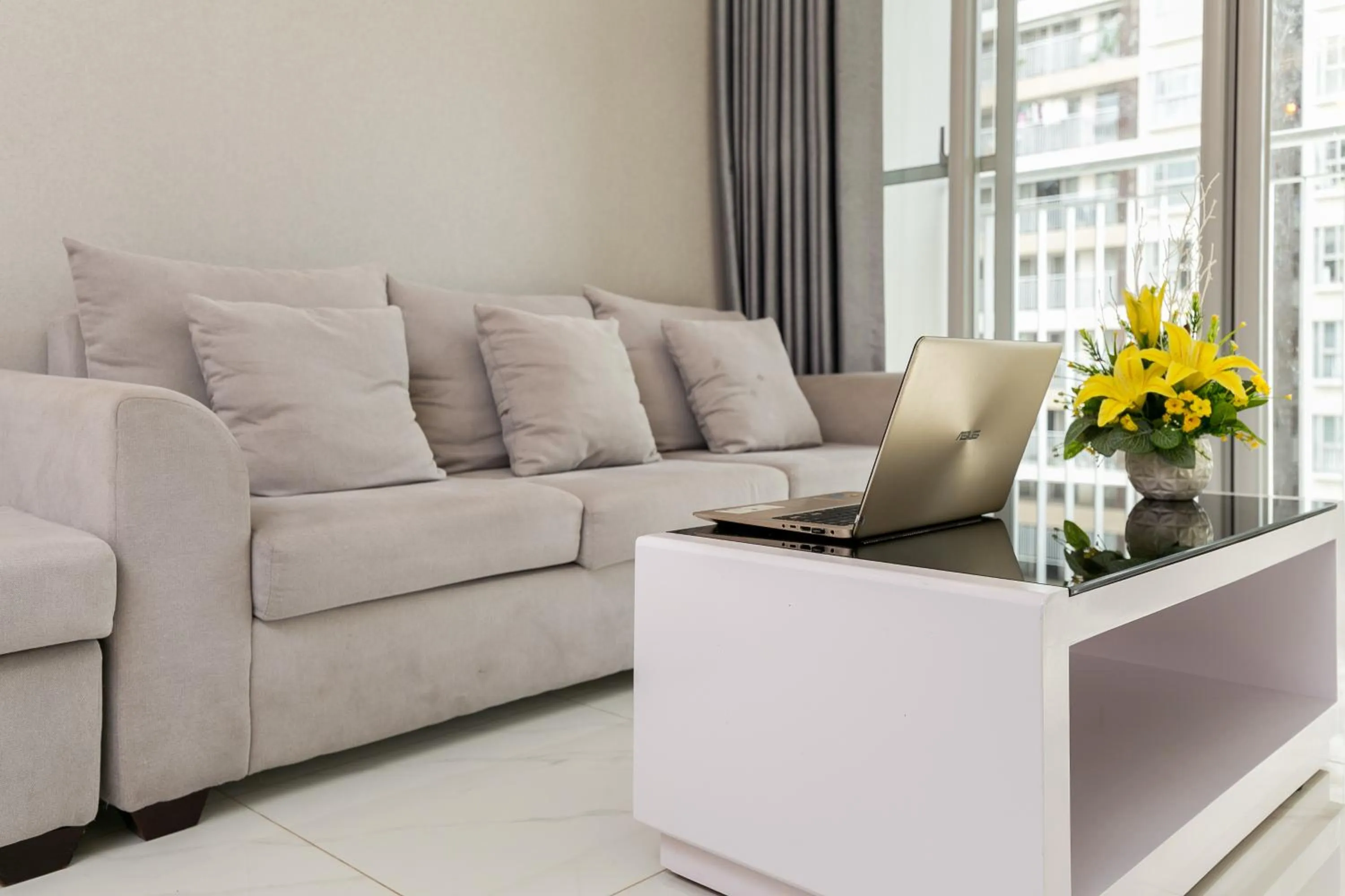 Living room in Scenic Valley Marvel