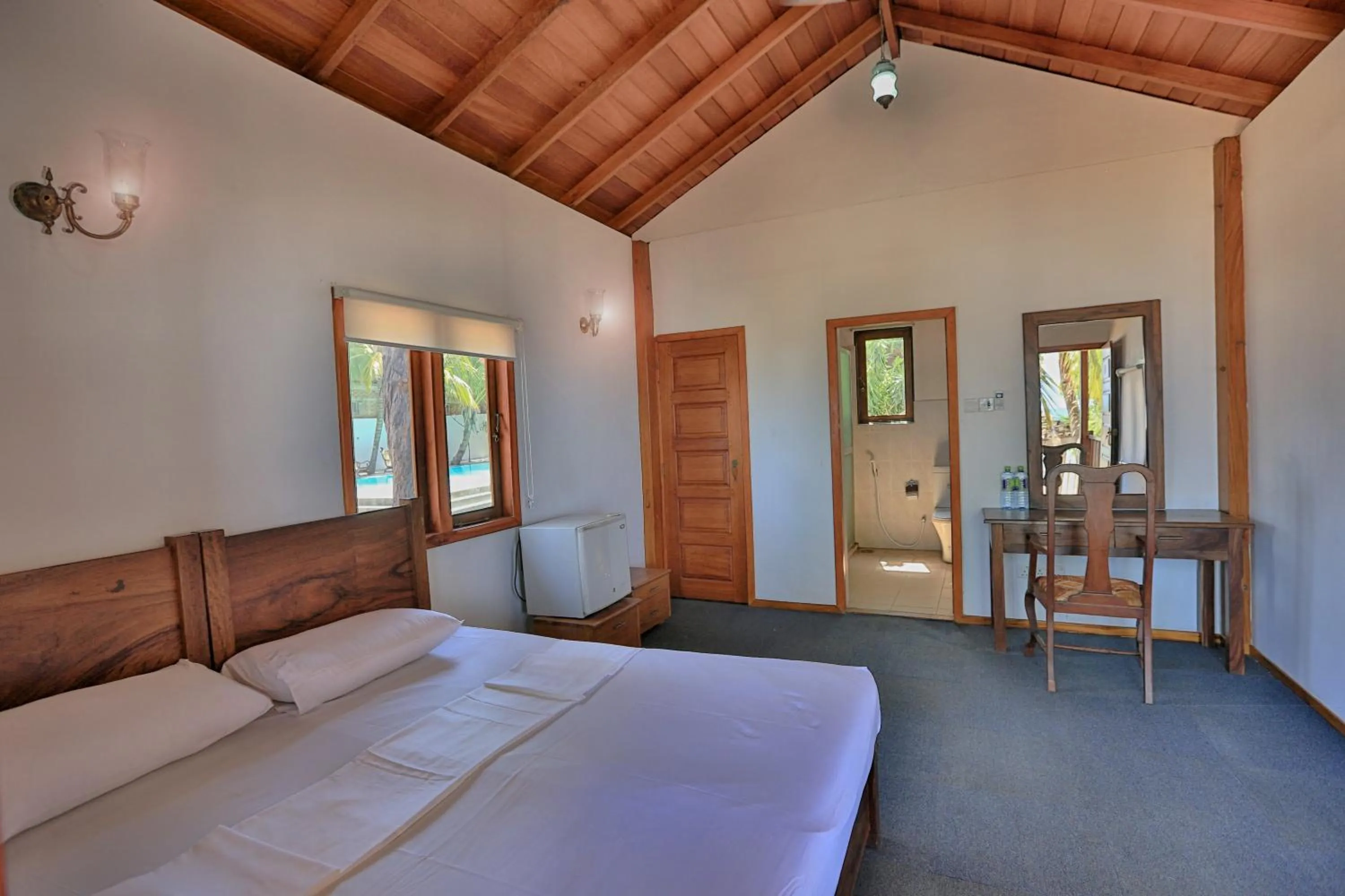 Bedroom, Bed in Arugambay PodBay