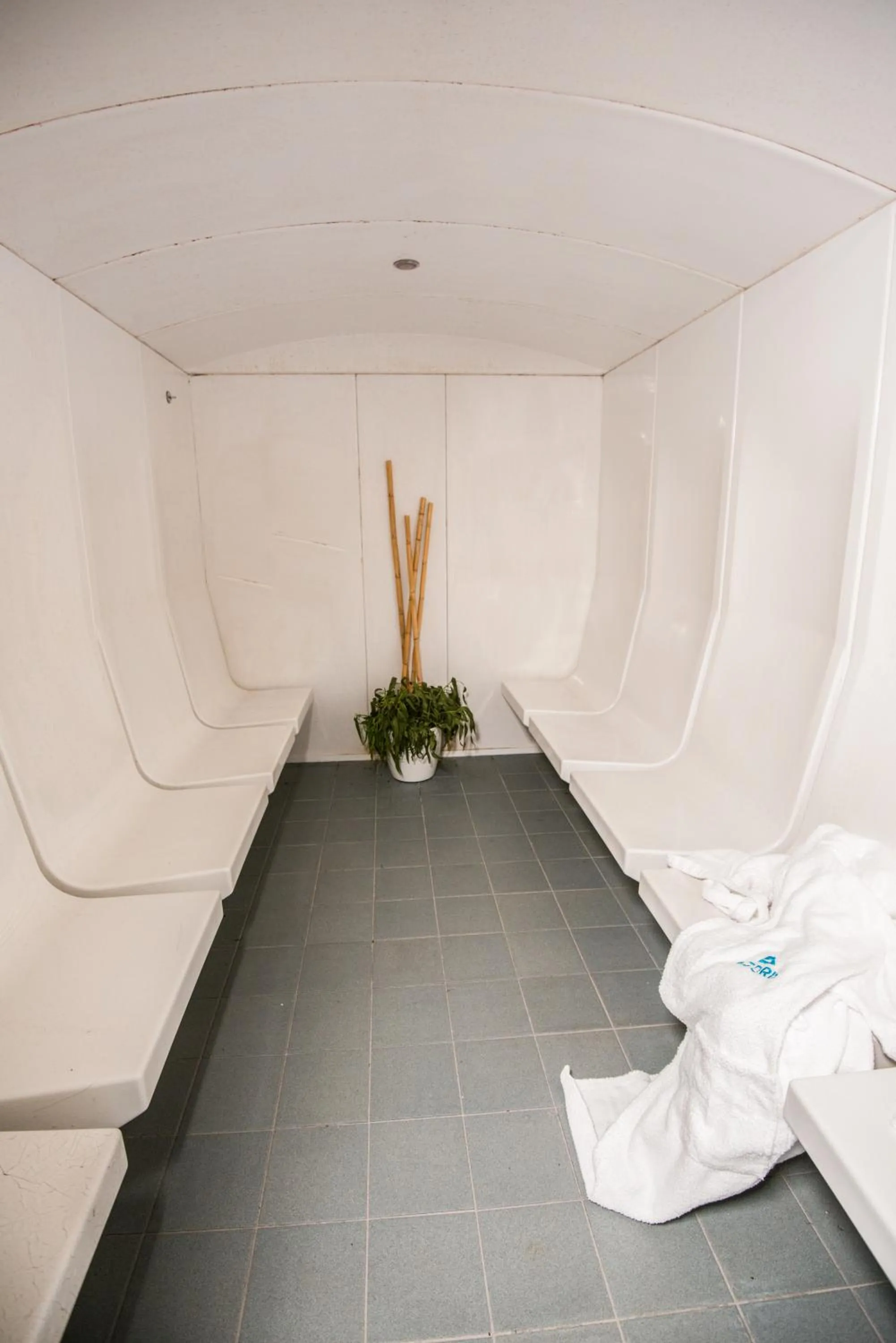 Steam room in Azoris Faial Garden – Resort Hotel