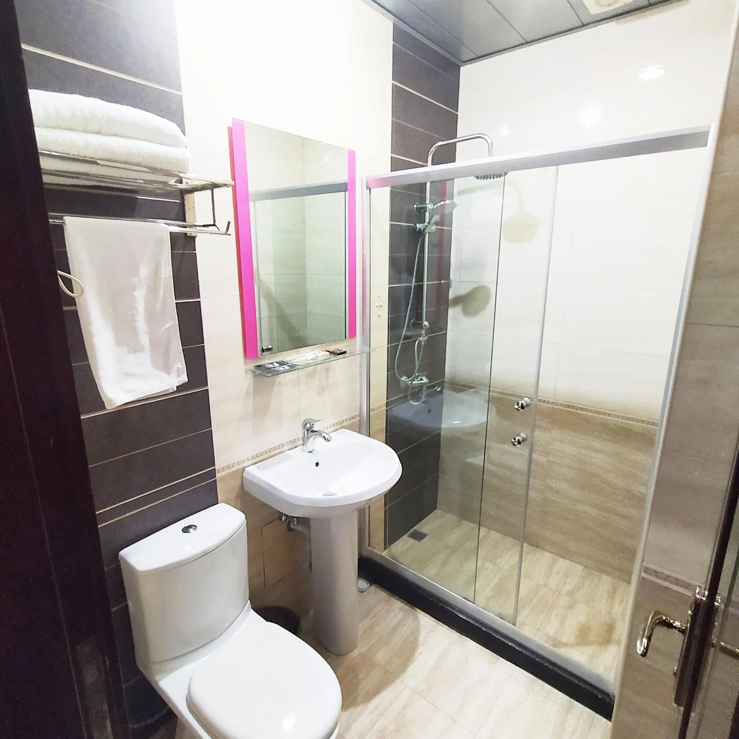 Bathroom in Royal Hotel