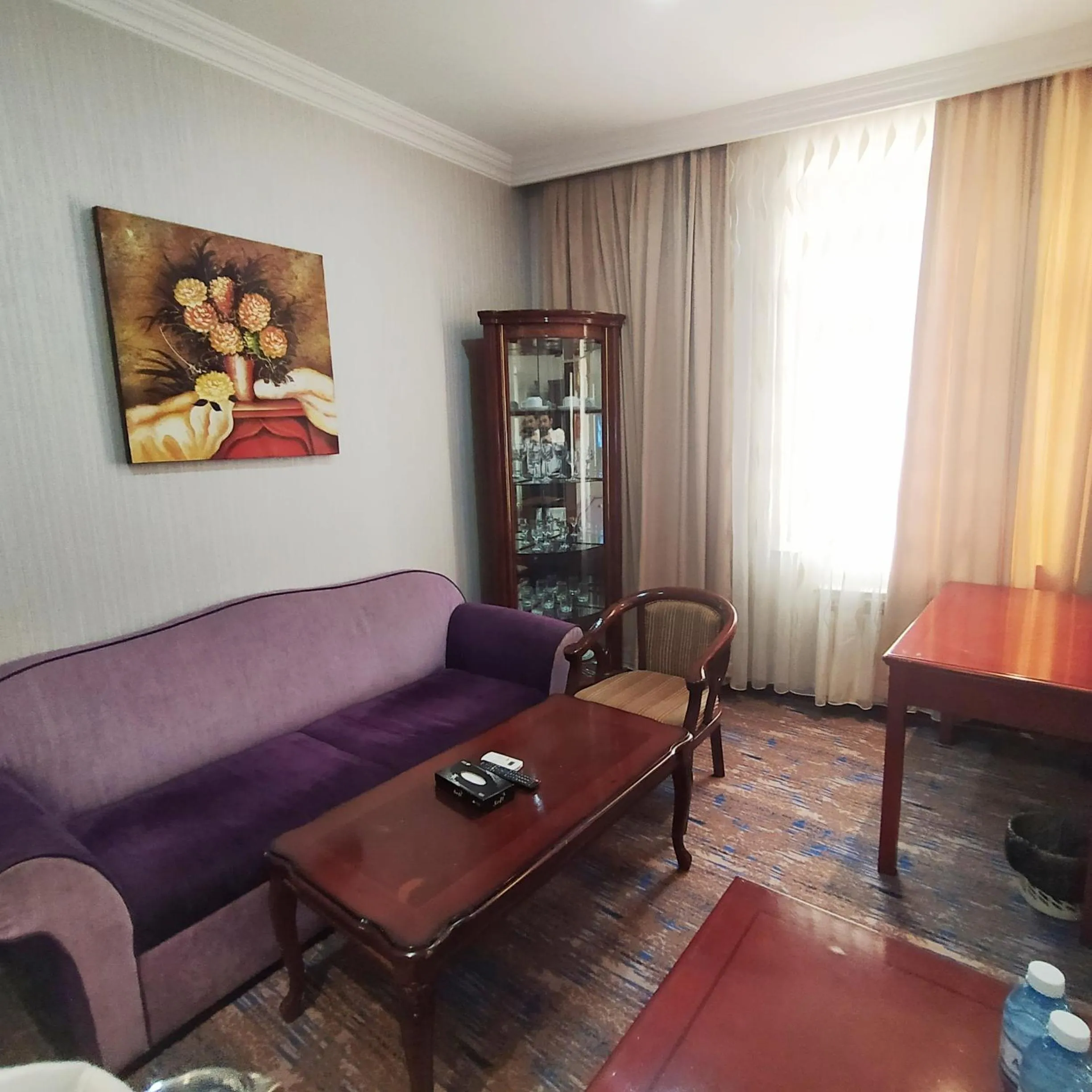 Living room in Royal Hotel