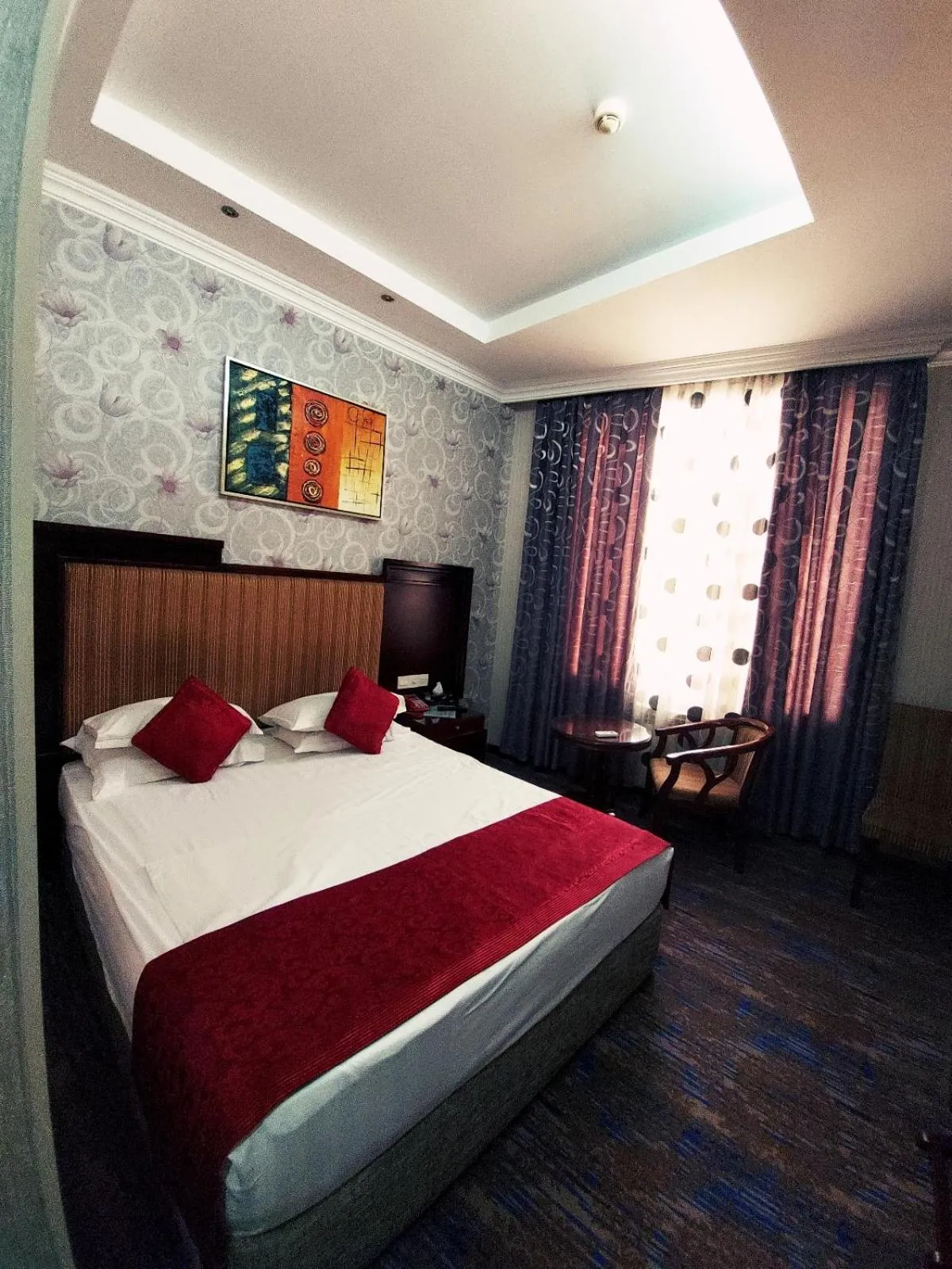 Photo of the whole room, Bed in Royal Hotel