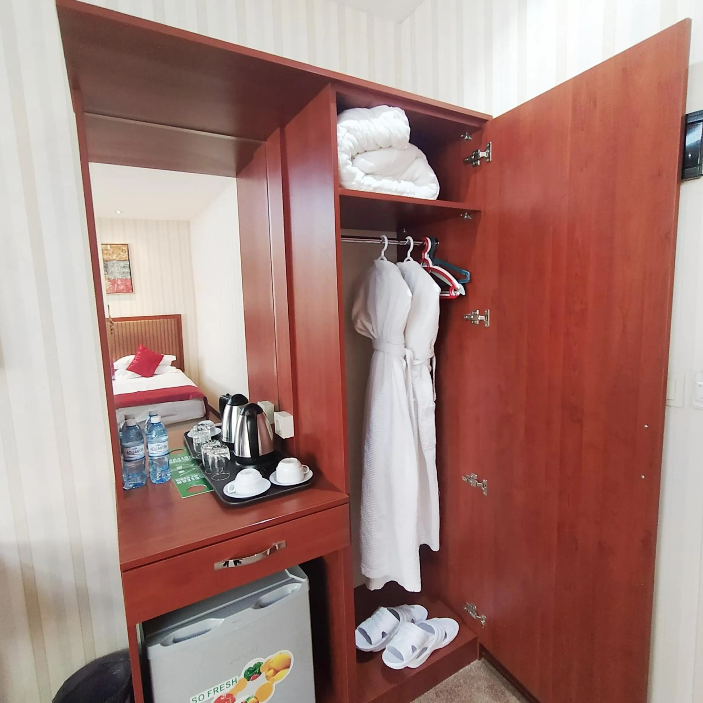 wardrobe in Royal Hotel