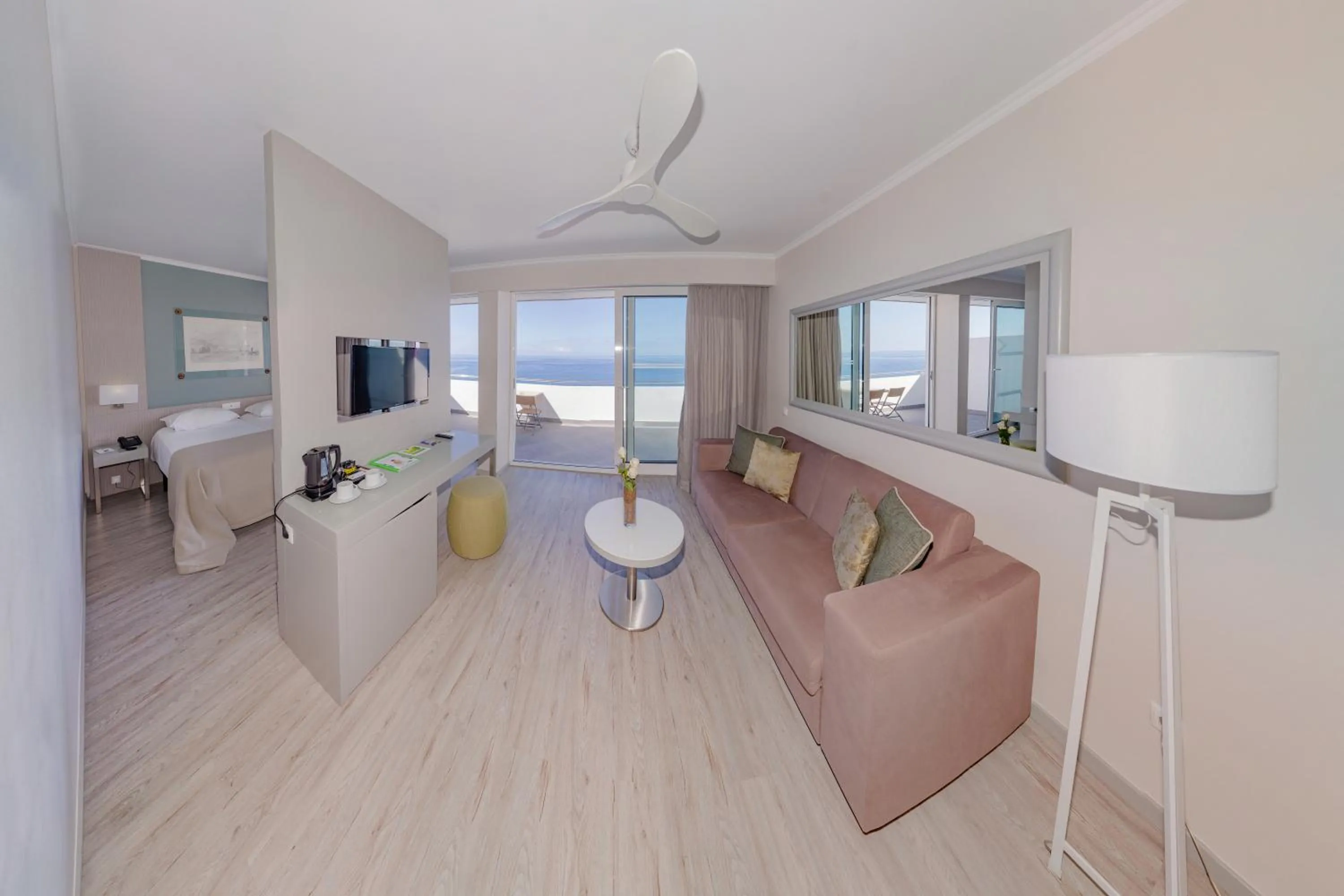 Living room in Hotel Orca Praia - Adults Only