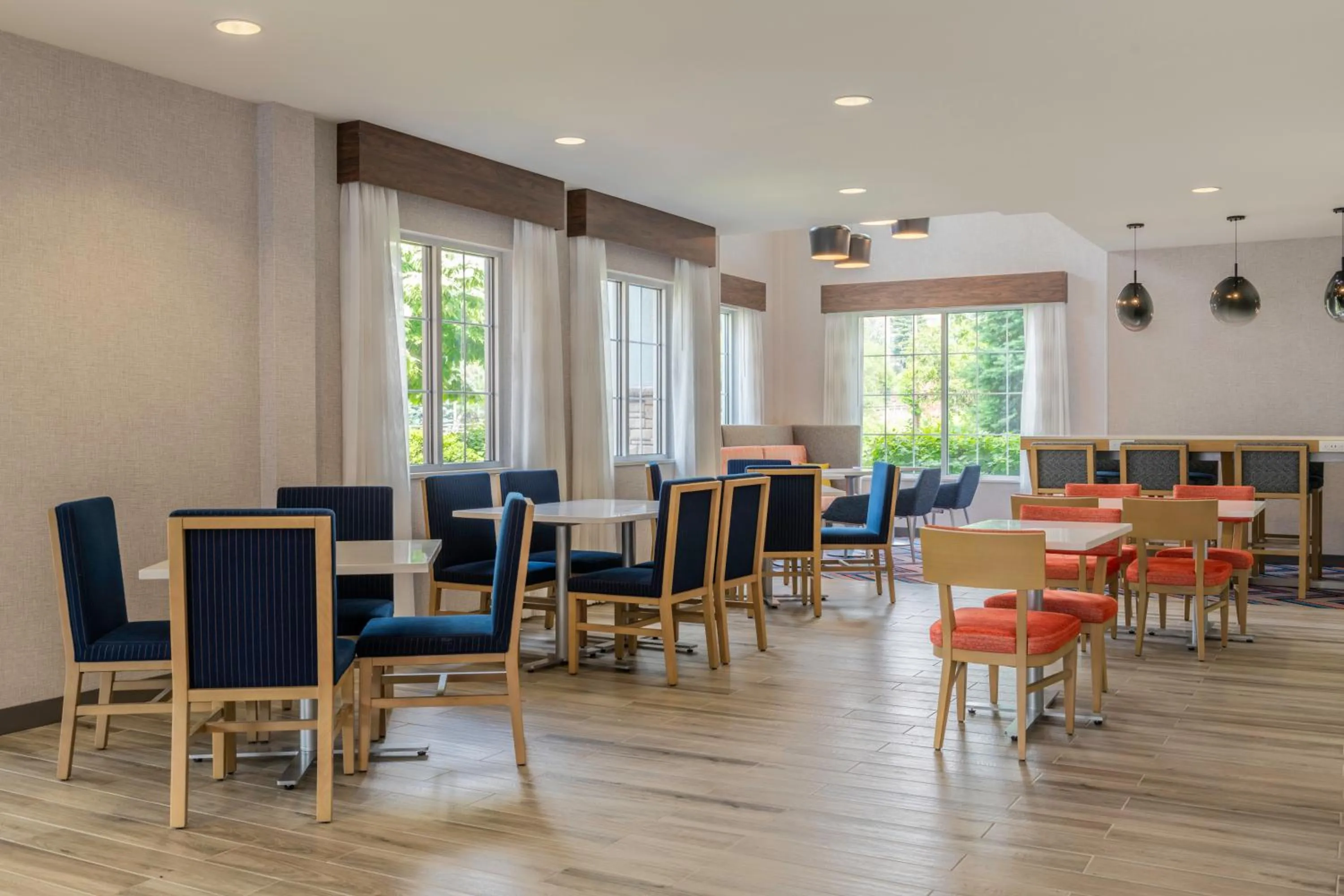 Breakfast in La Quinta by Wyndham Manchester