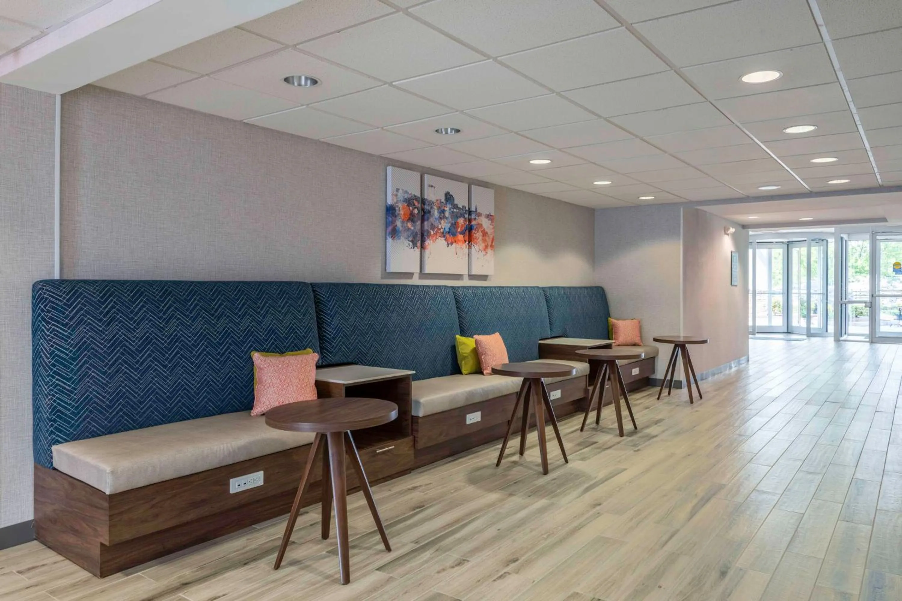 Lobby or reception in La Quinta by Wyndham Manchester